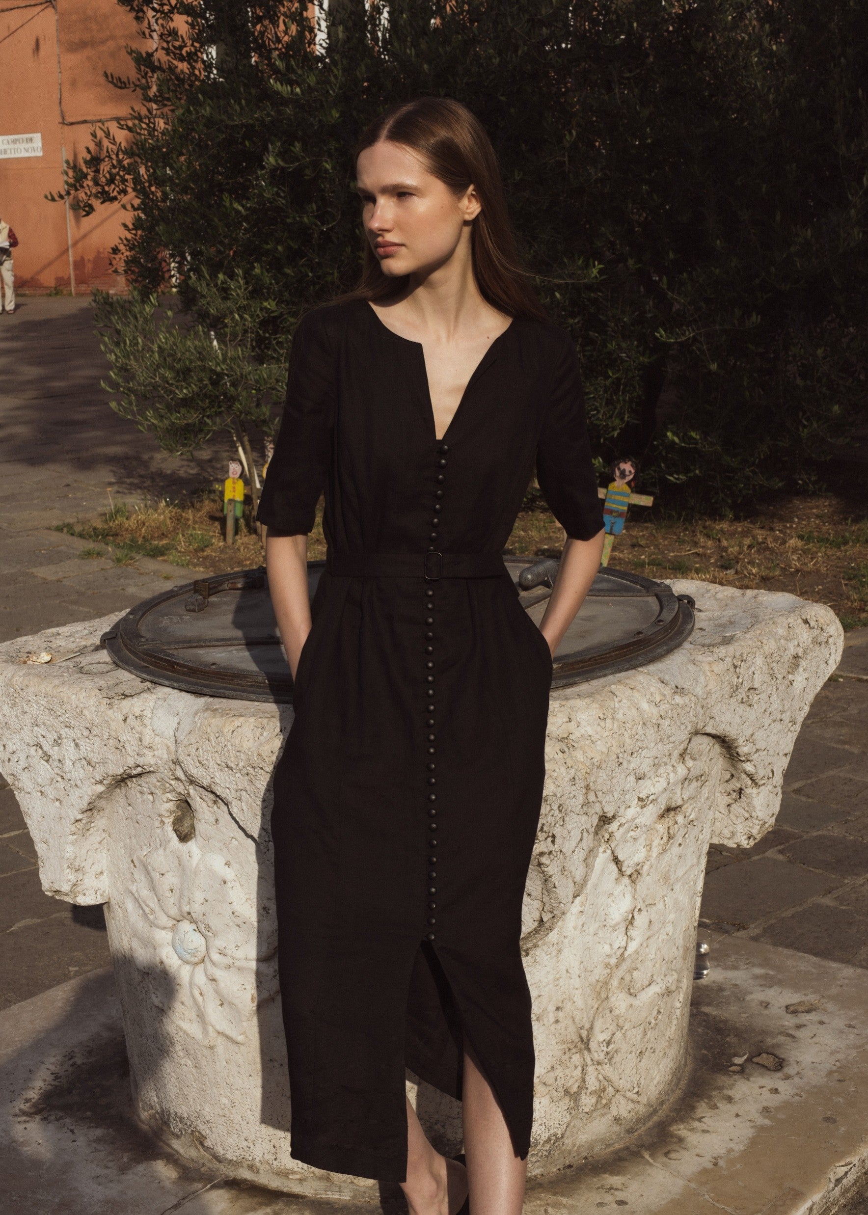 BLACK LINEN MIDI DRESS WITH BELT