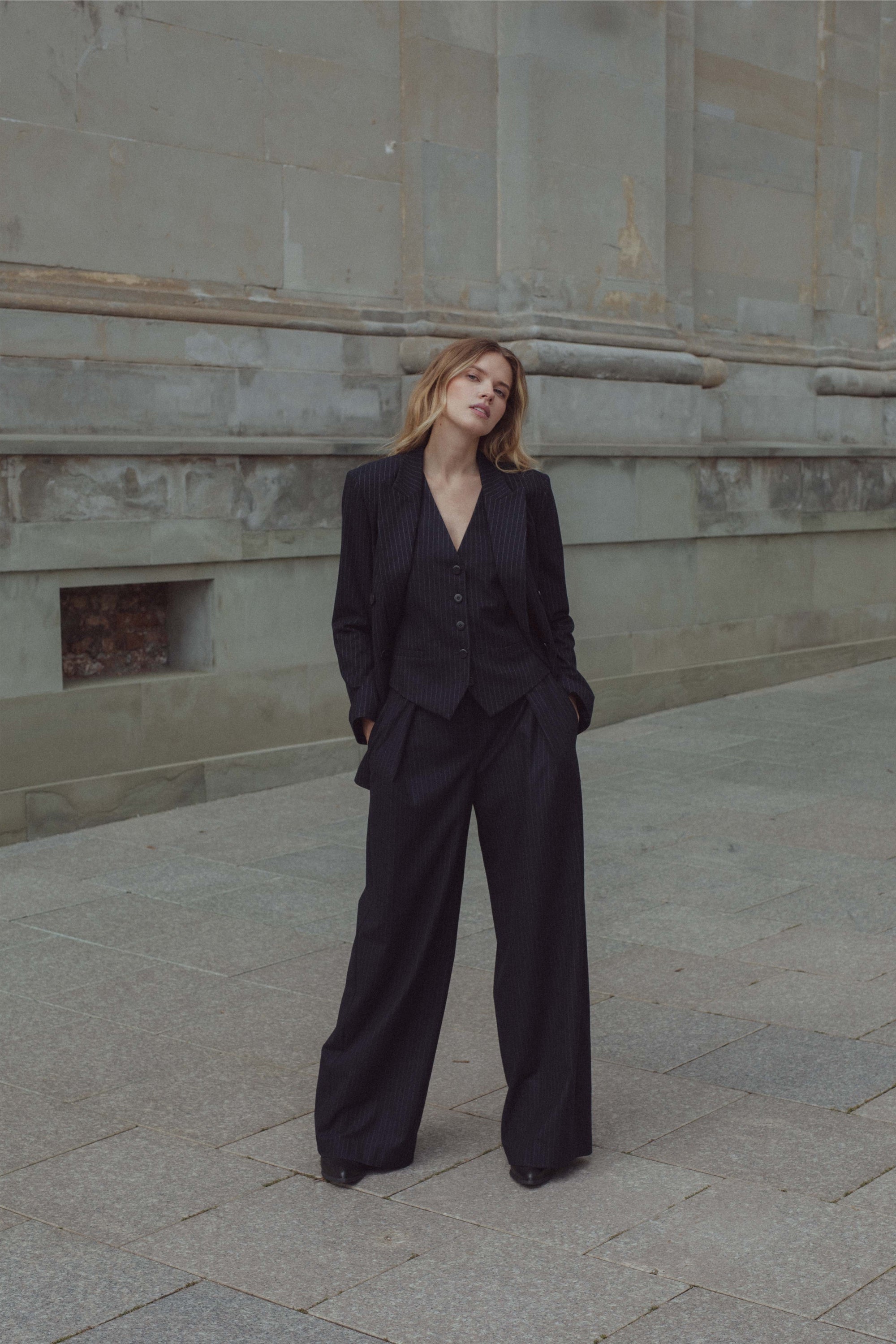 WIDE LEG NAVY TROUSERS IN STRIPE