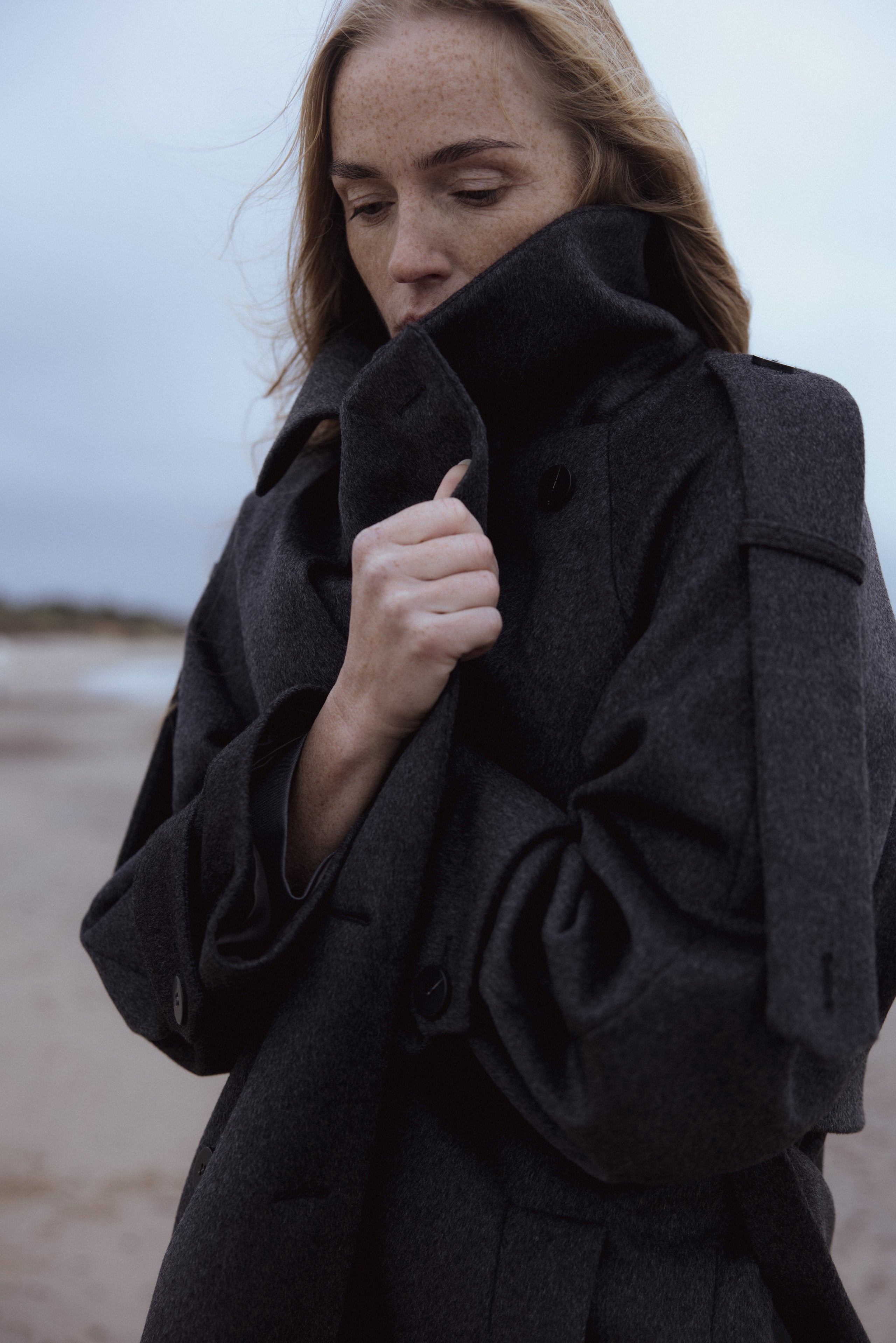 LONG BELTED DARK GREY WOOL COAT