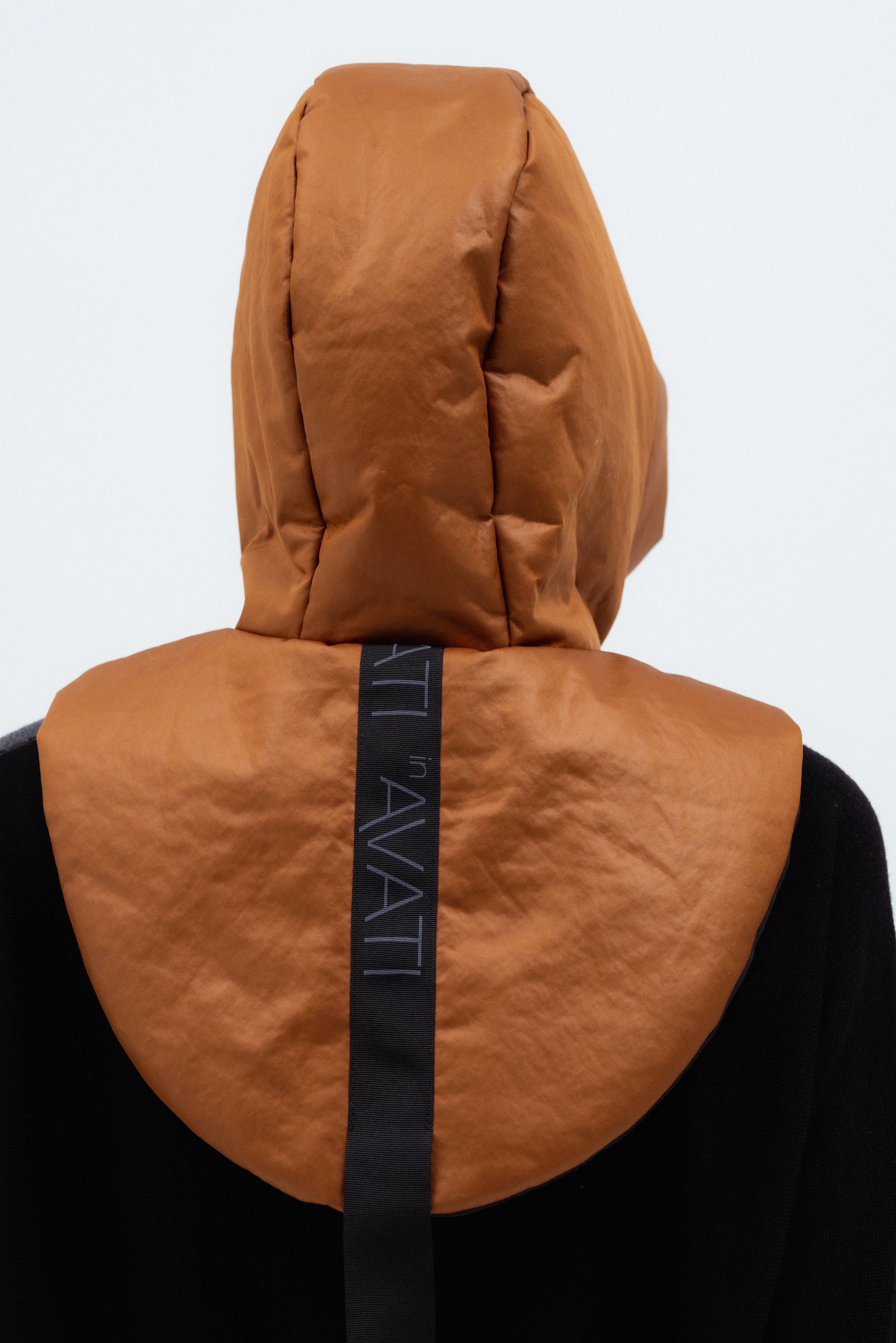 CHESTNUT HOOD WITH PADDING
