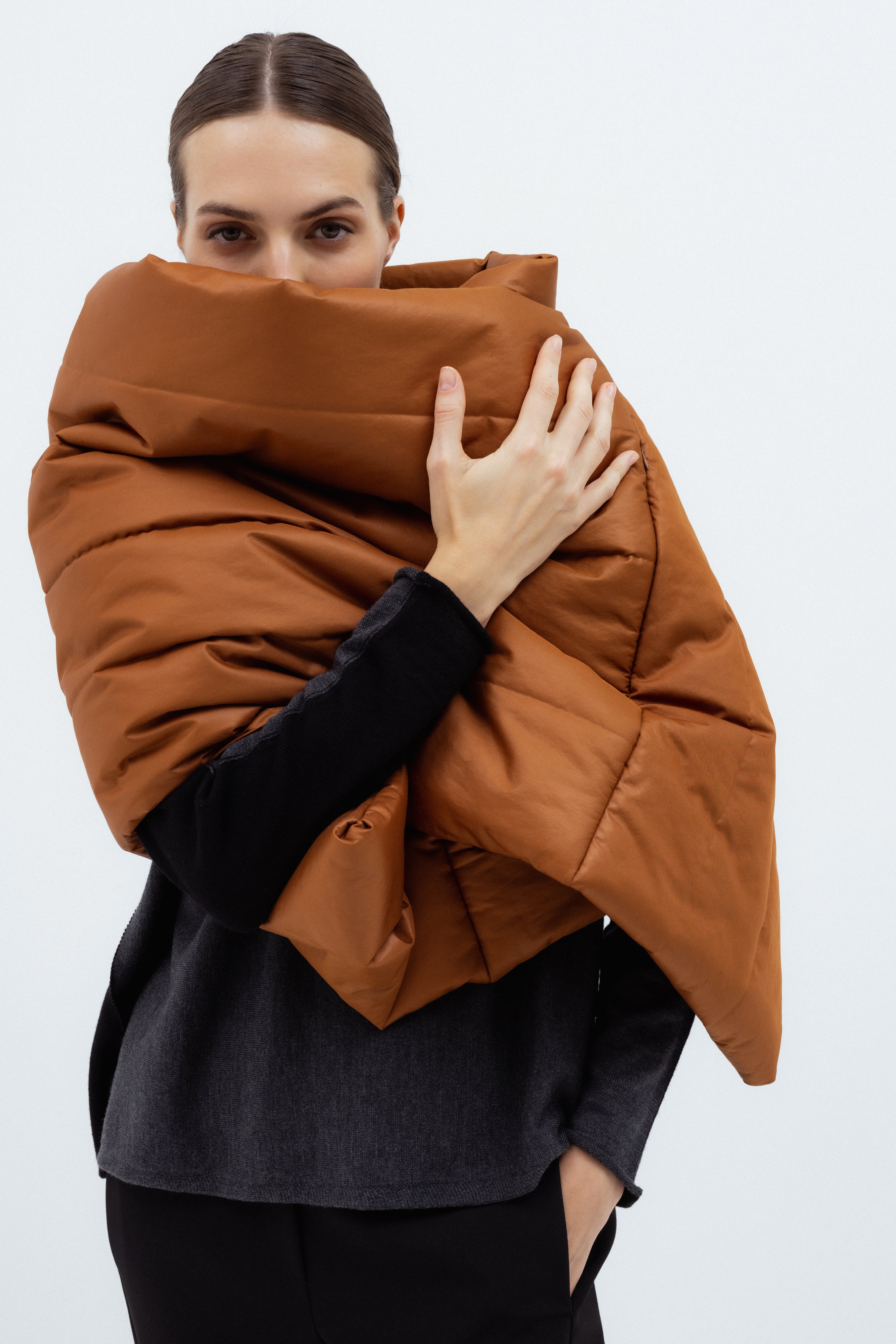 CHESTNUT PADDED SCARF WITH BELT