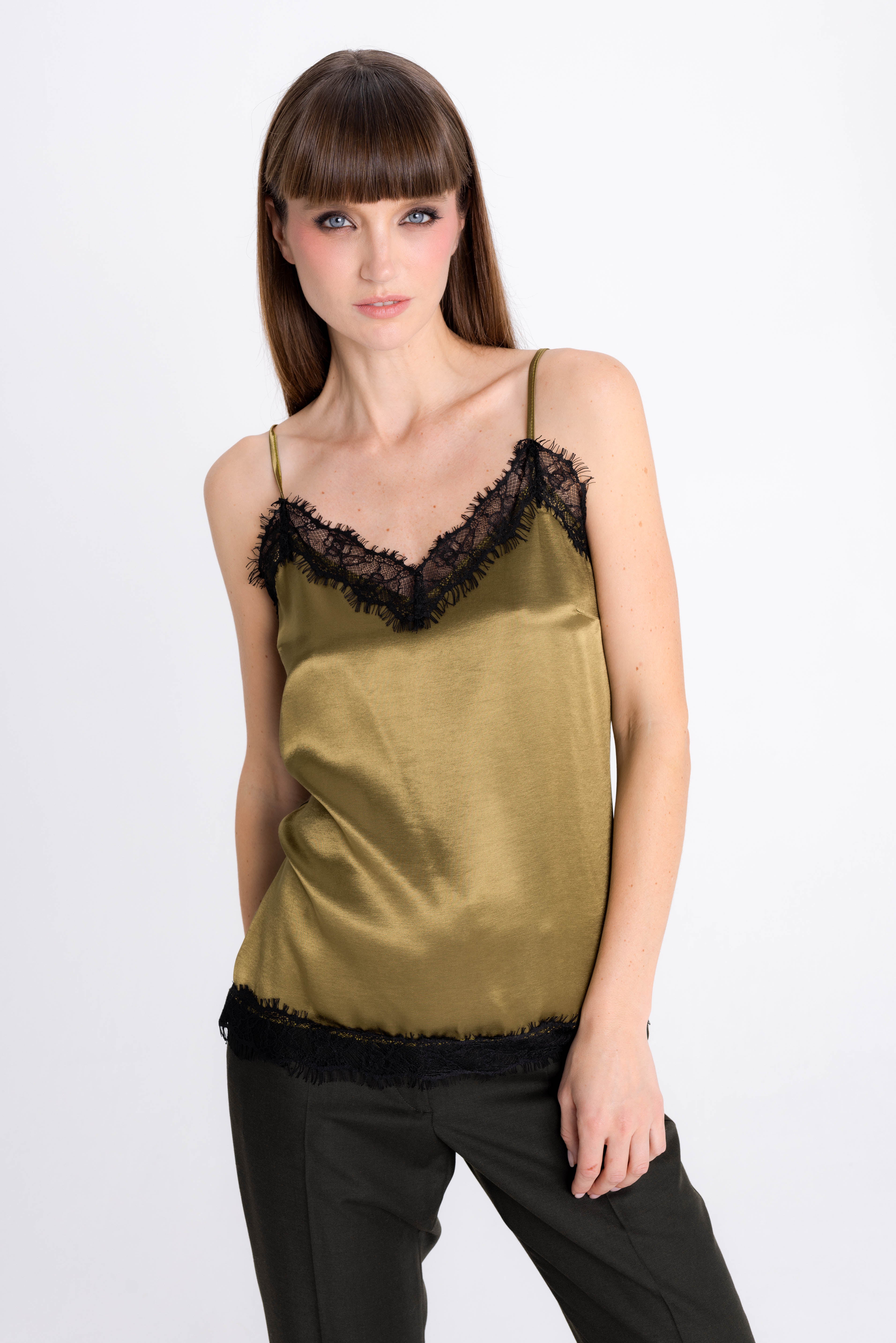 OLIVE TOP WITH LACES