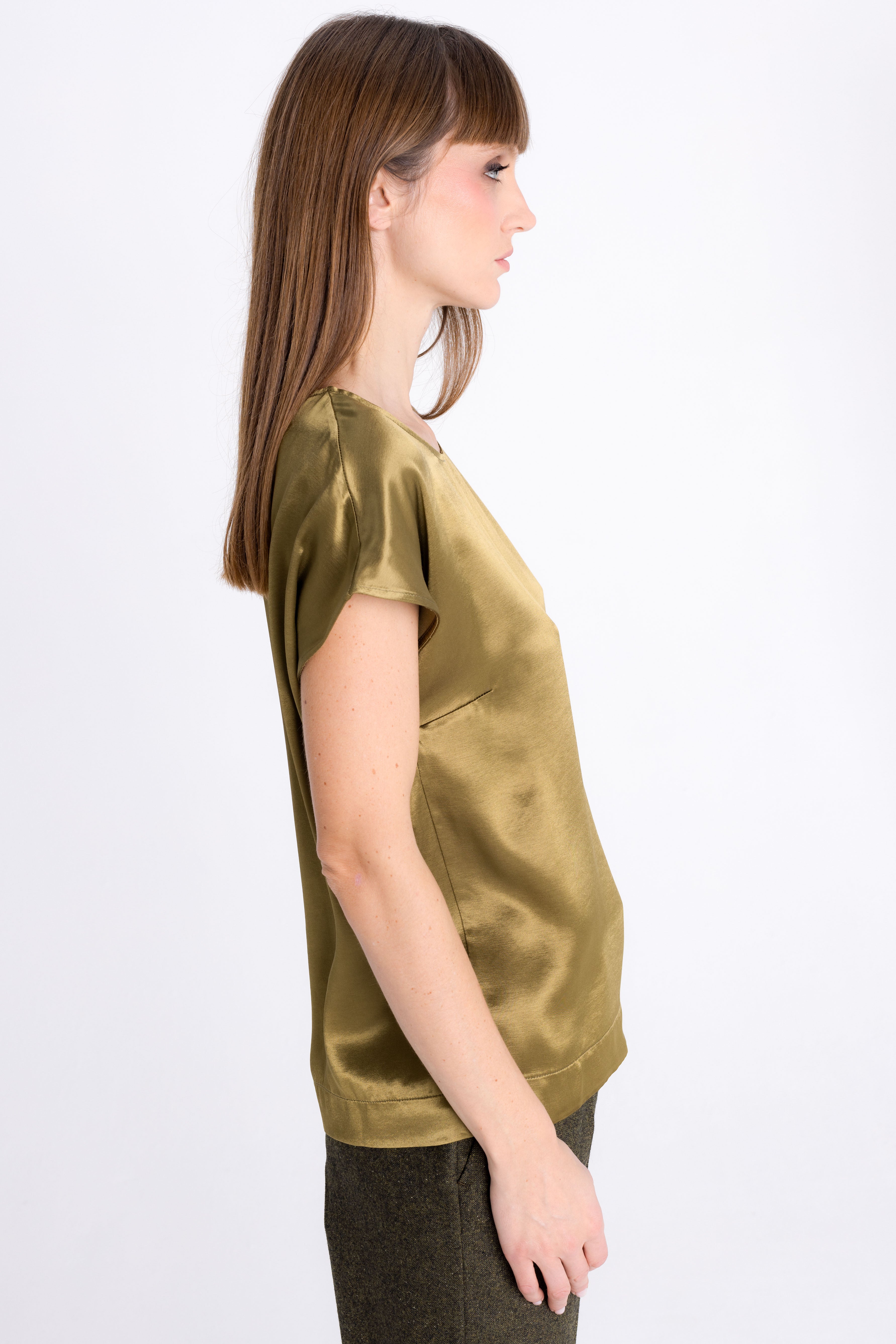 SHORT SLEEVE OLIVE BLOUSE