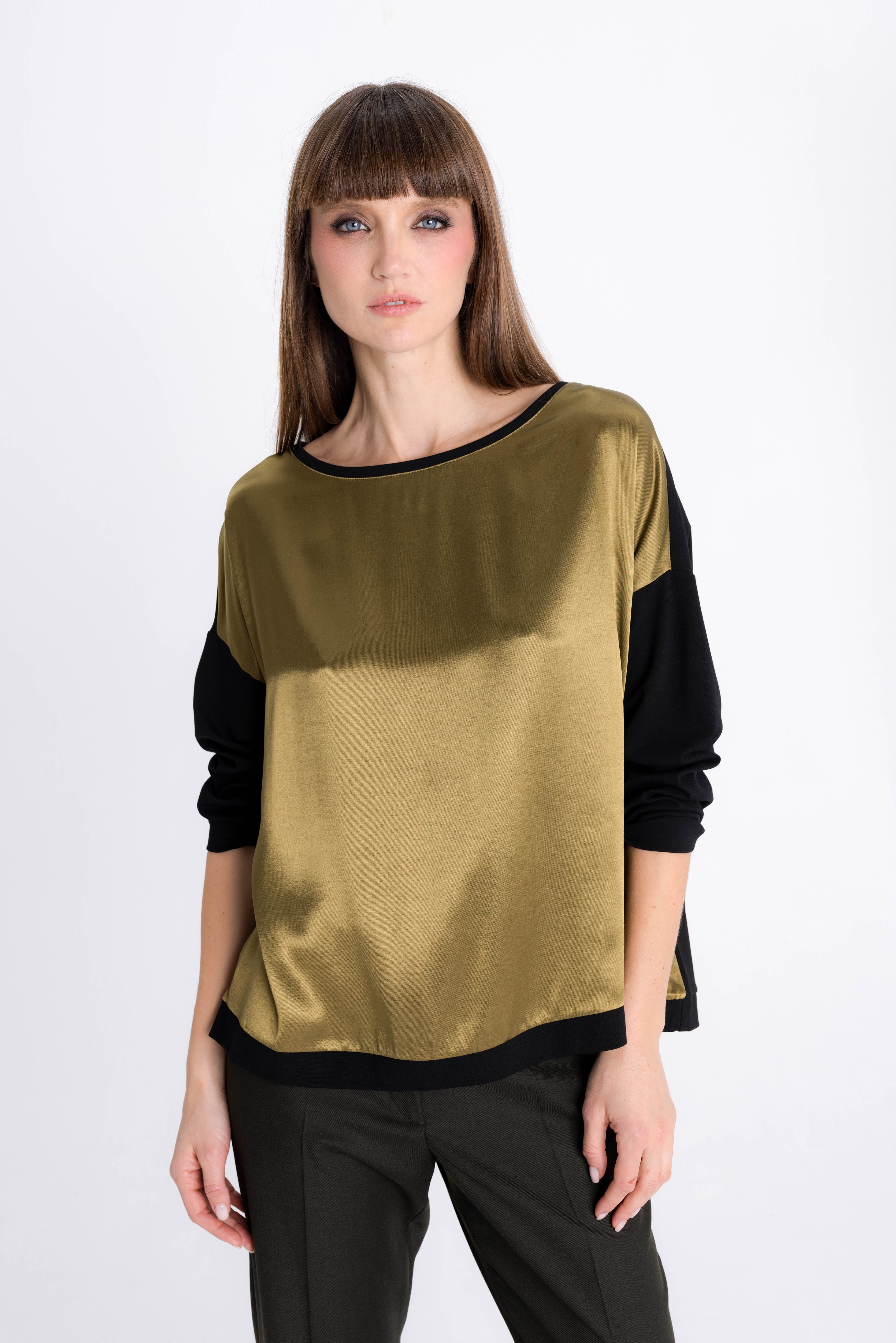 LOOSE TWO-COLORED BLOUSE IN OLIVE