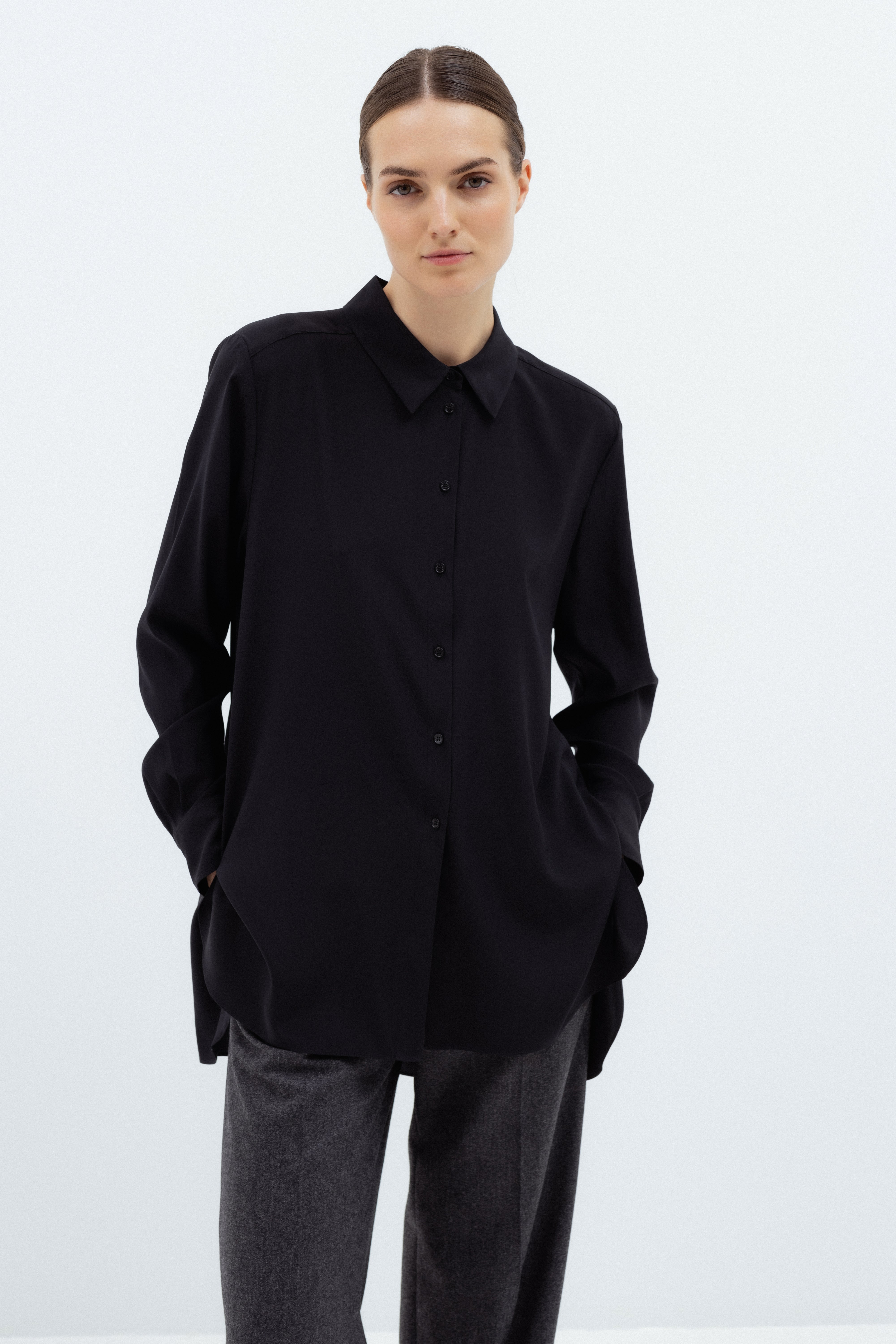 SILK BLACK HIGH-LOW SHIRT