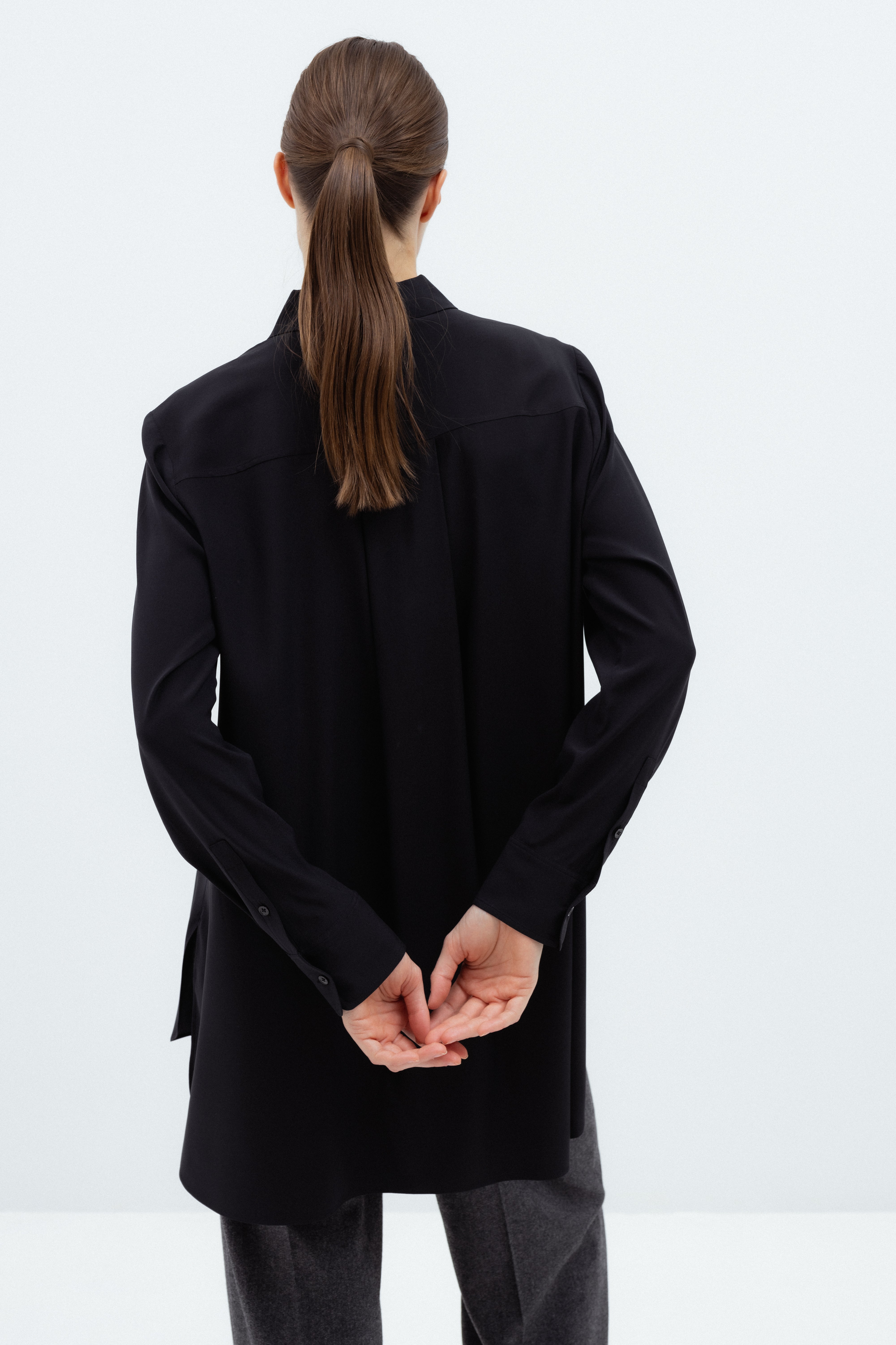 SILK BLACK HIGH-LOW SHIRT