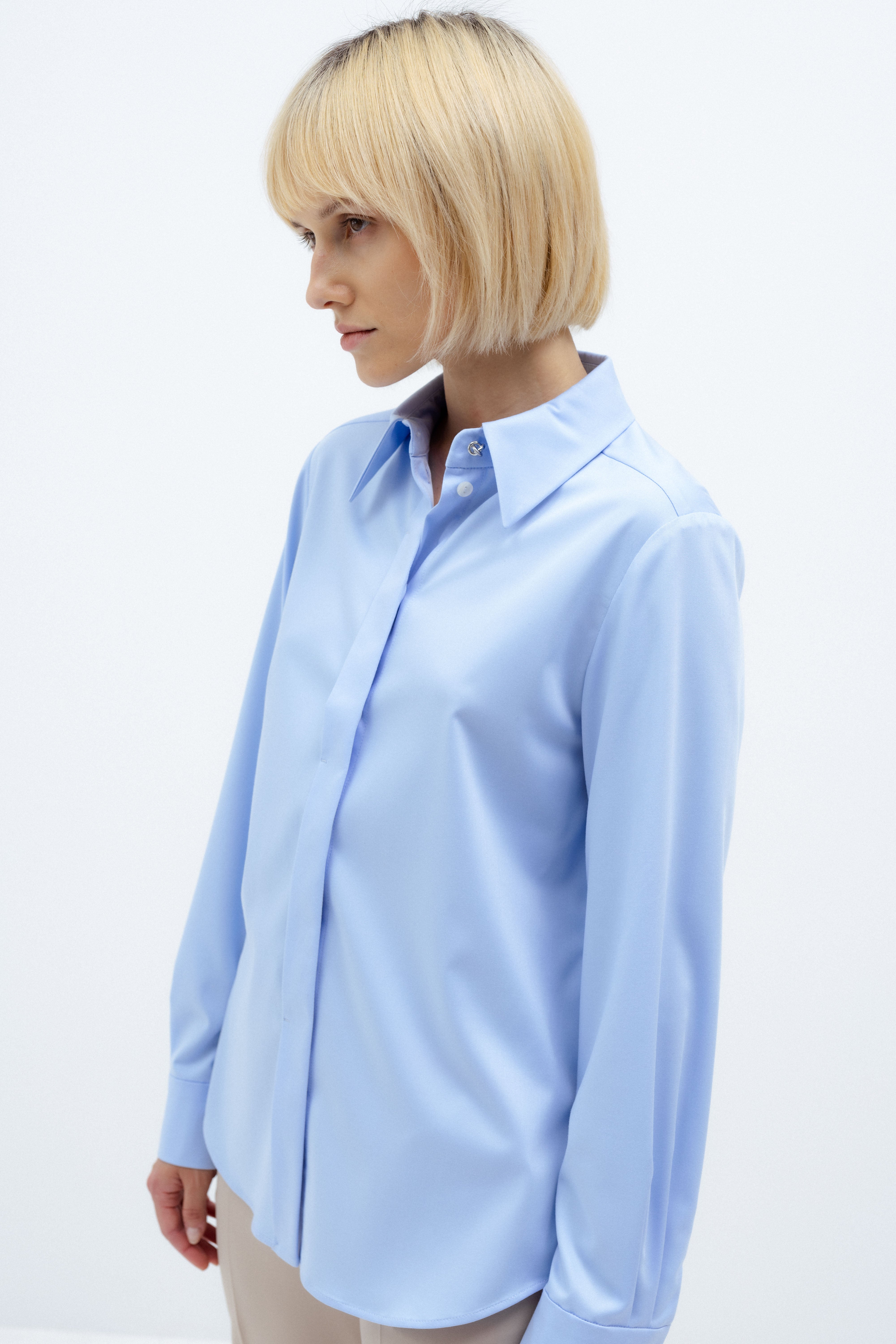 LIGHT BLUE SHIRT WITH BAMBOO