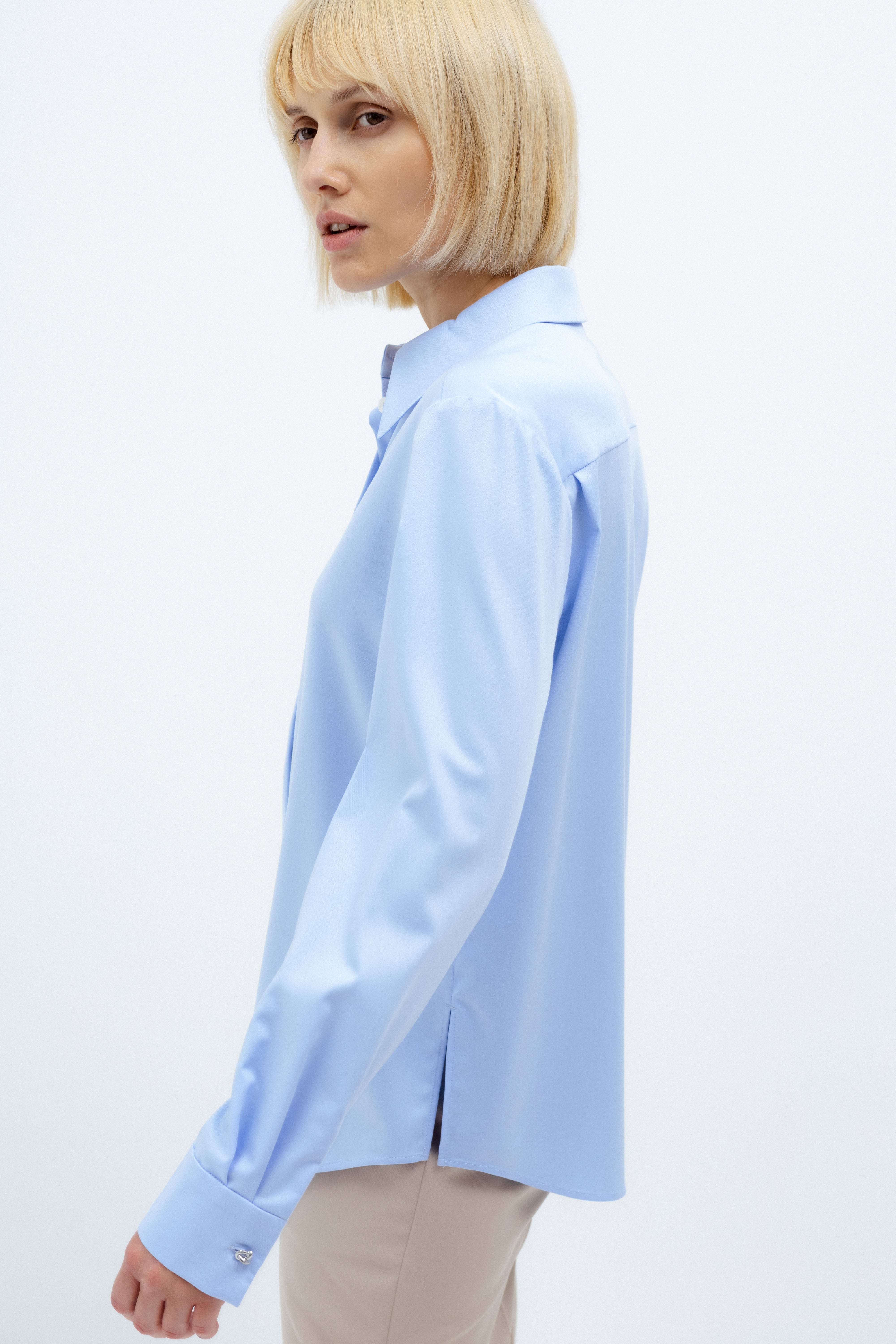 LIGHT BLUE SHIRT WITH BAMBOO