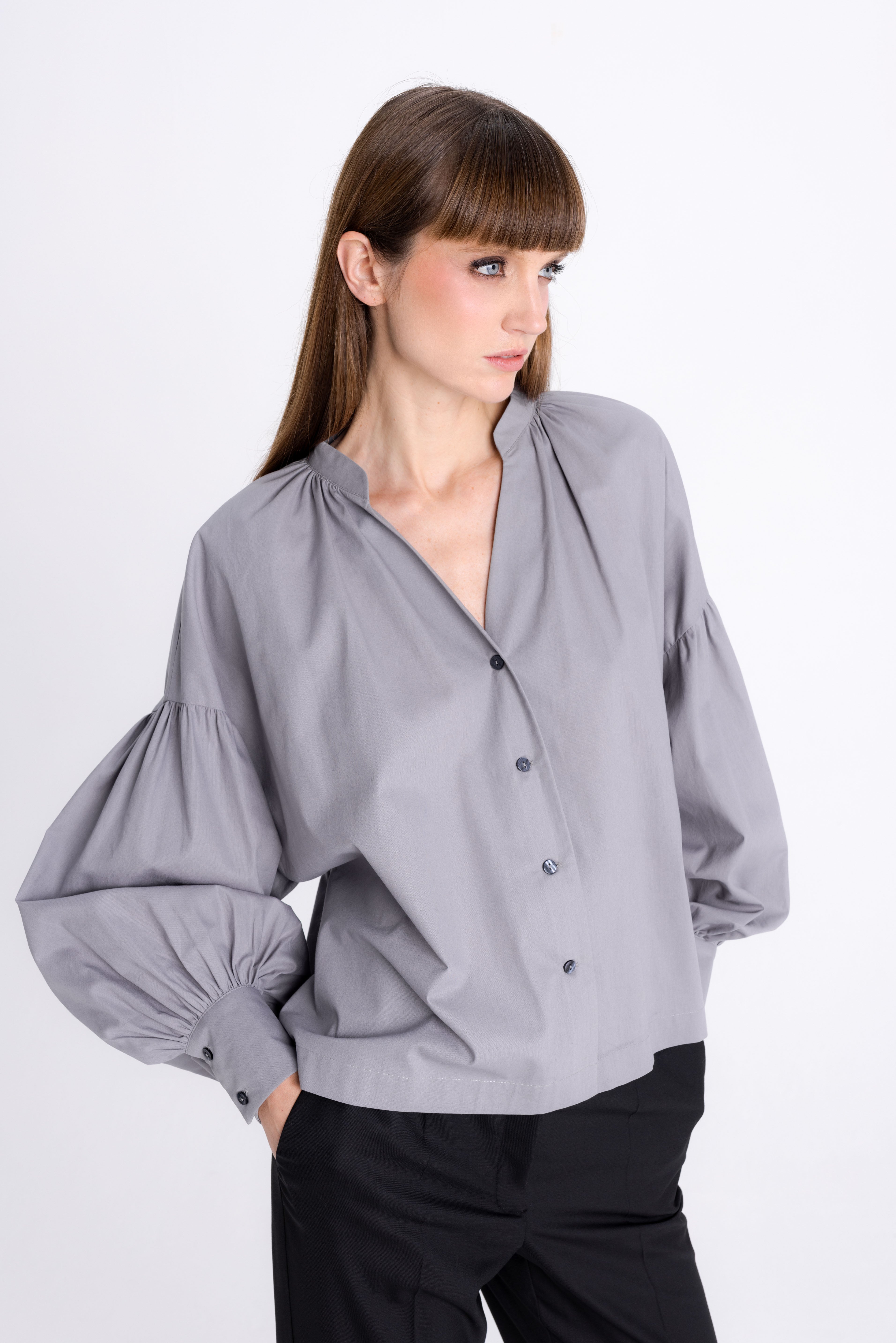 OVERSIZED GREY SHIRT WITH PUFFED SLEEVES