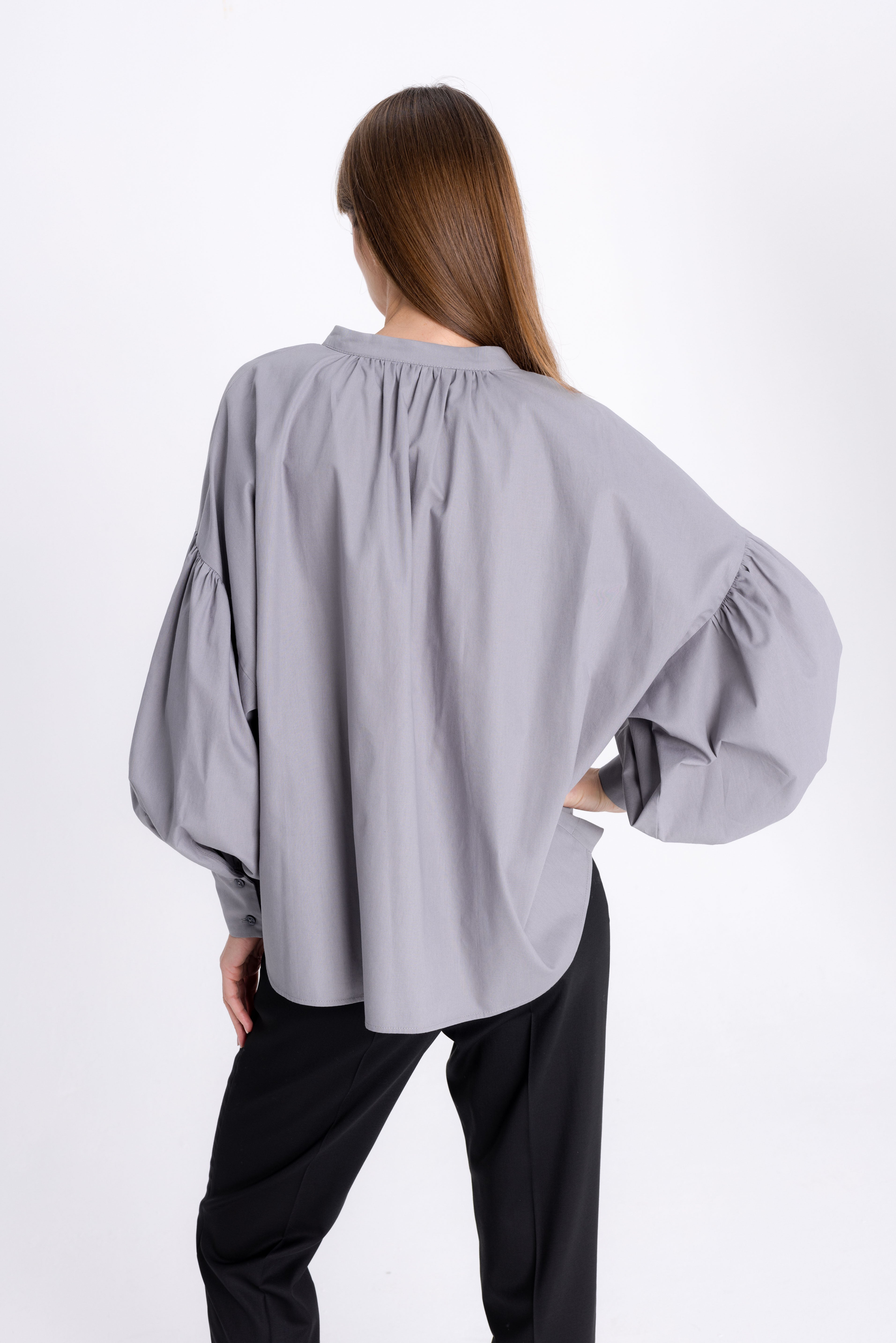 OVERSIZED GREY SHIRT WITH PUFFED SLEEVES – InAvati