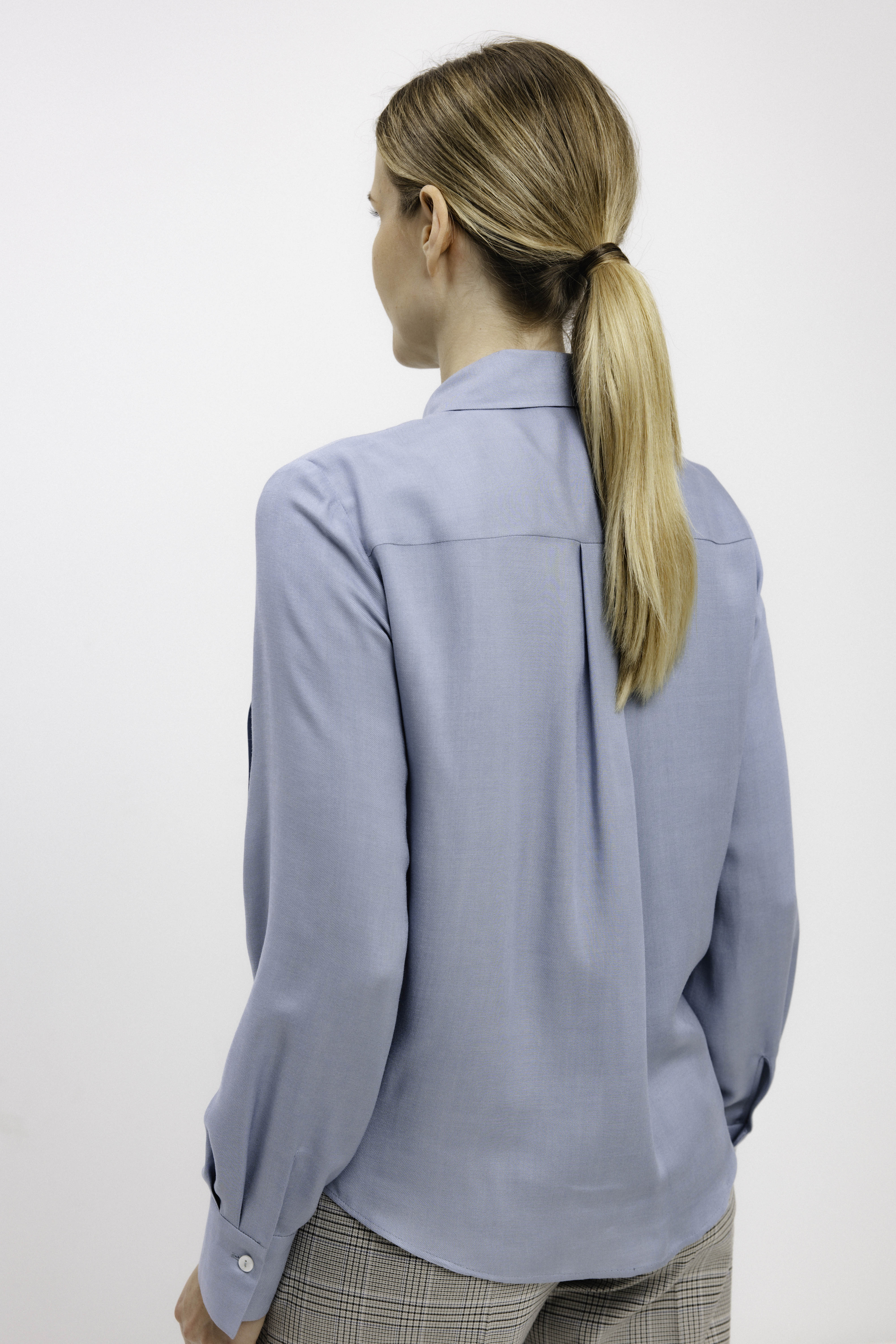 DUST BLUE PLEATED SHIRT