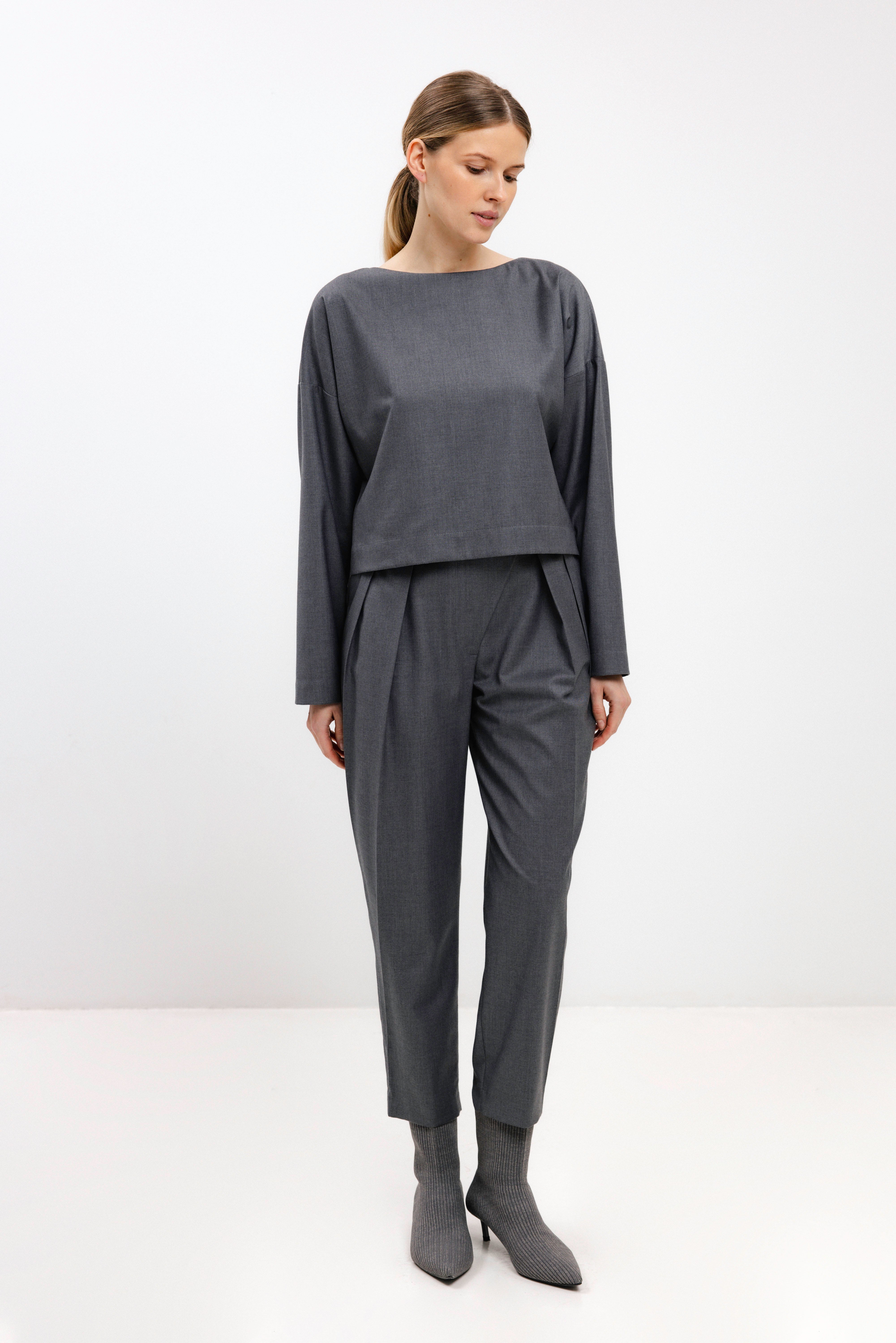 COLLARLESS GREY BLOUSE