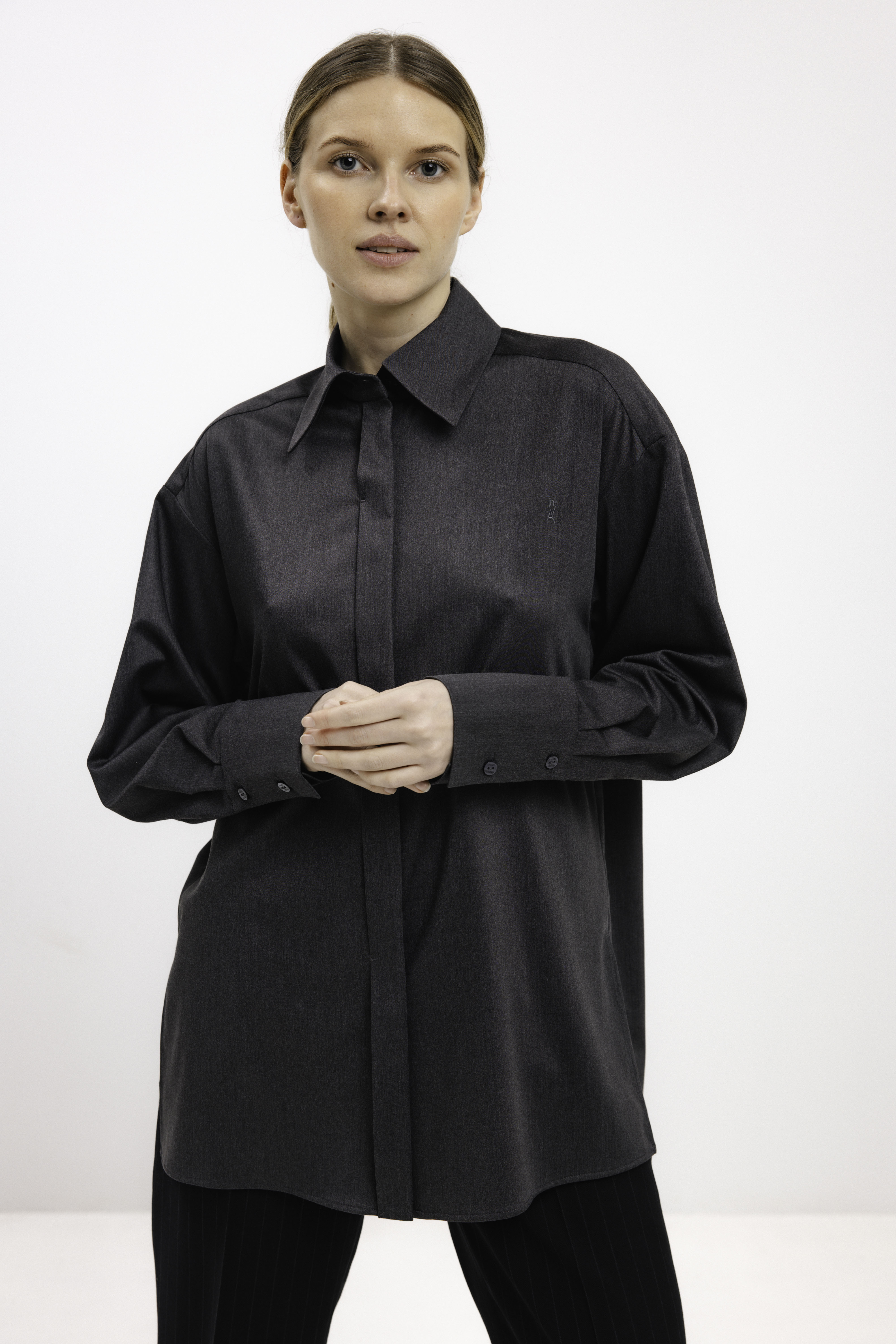 DARK GREY OVERSIZED SHIRT WITH BAMBOO