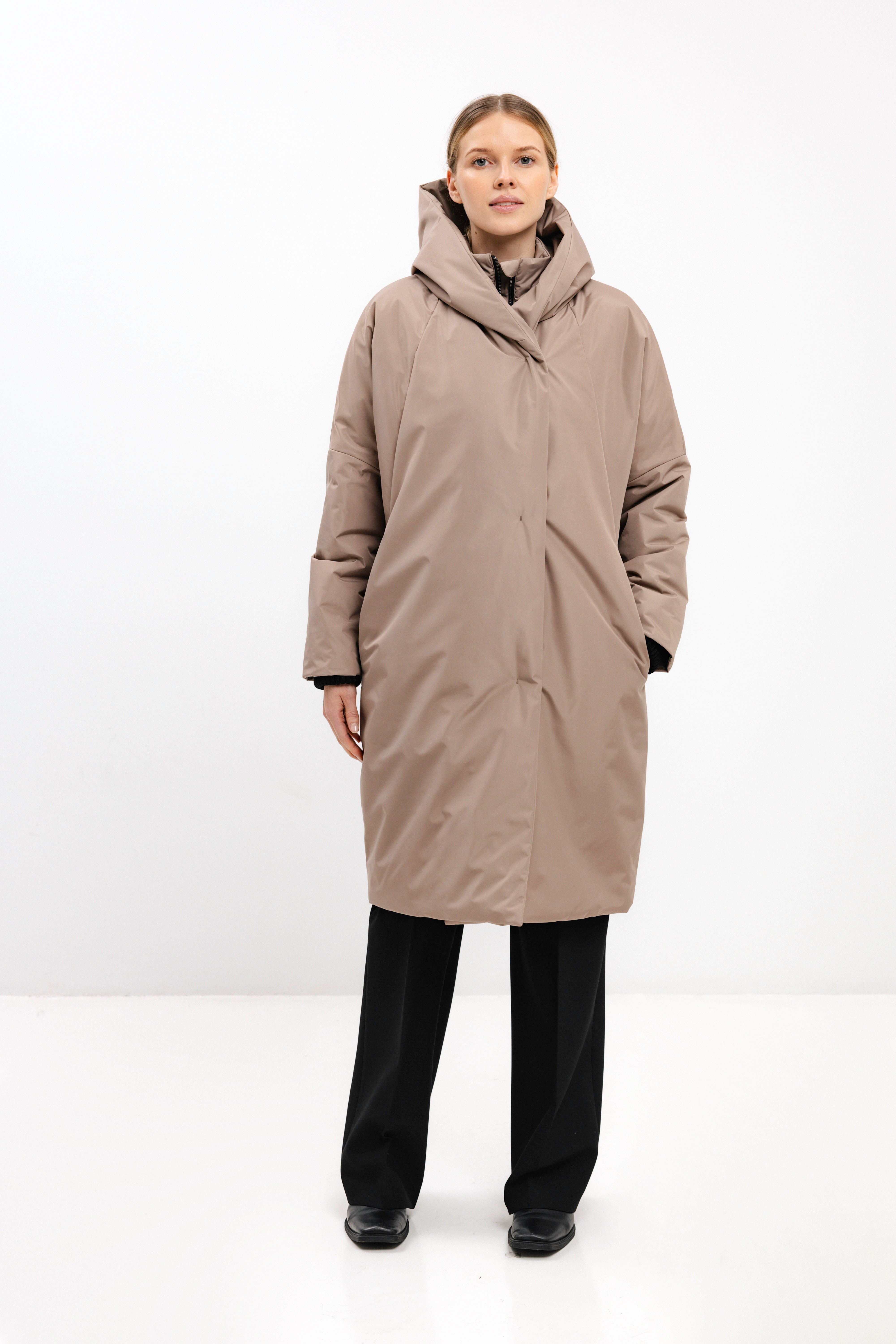 BEIGE COAT WITH CAMEL WOOL