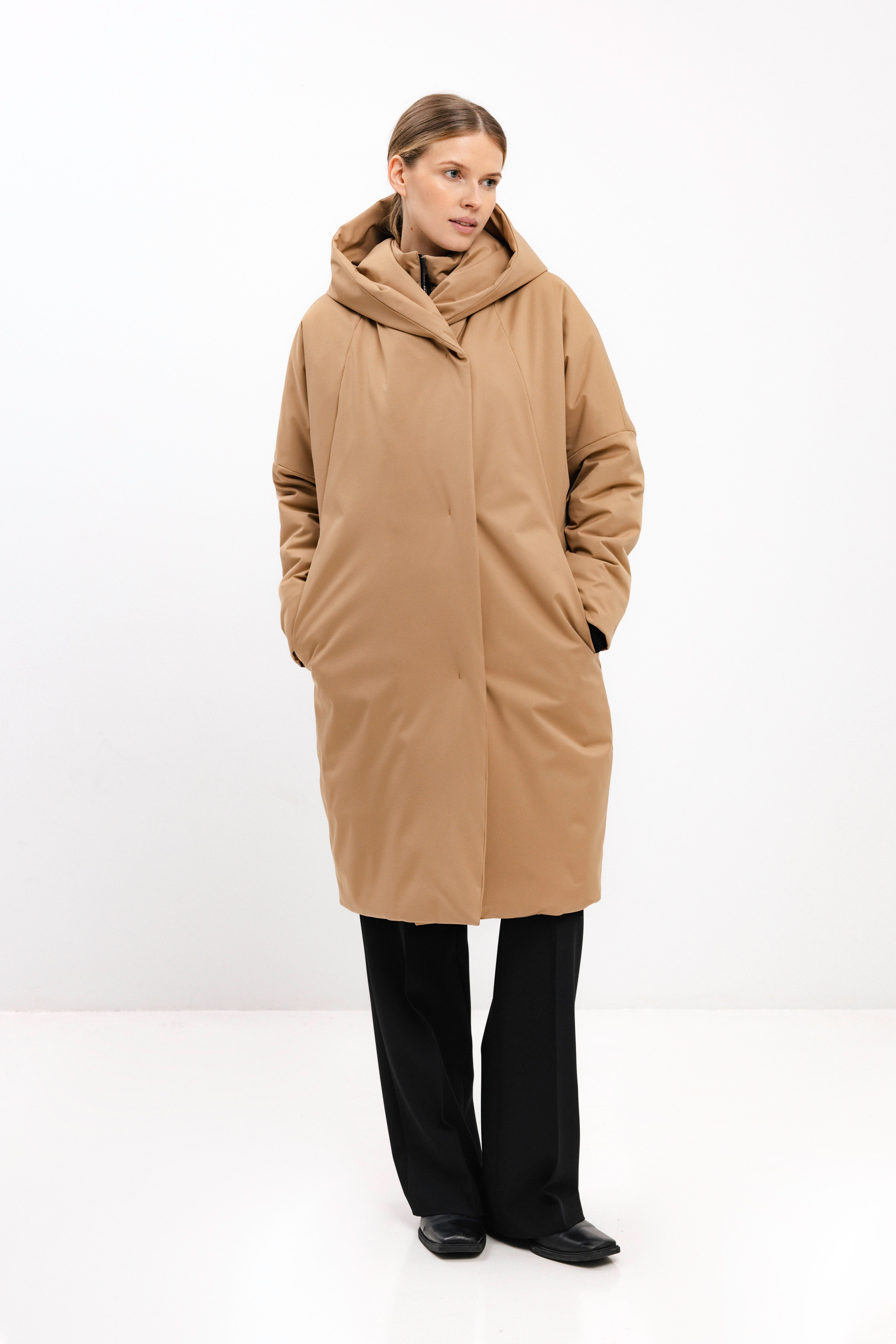 LIGHT BROWN COAT WITH CAMEL WOOL