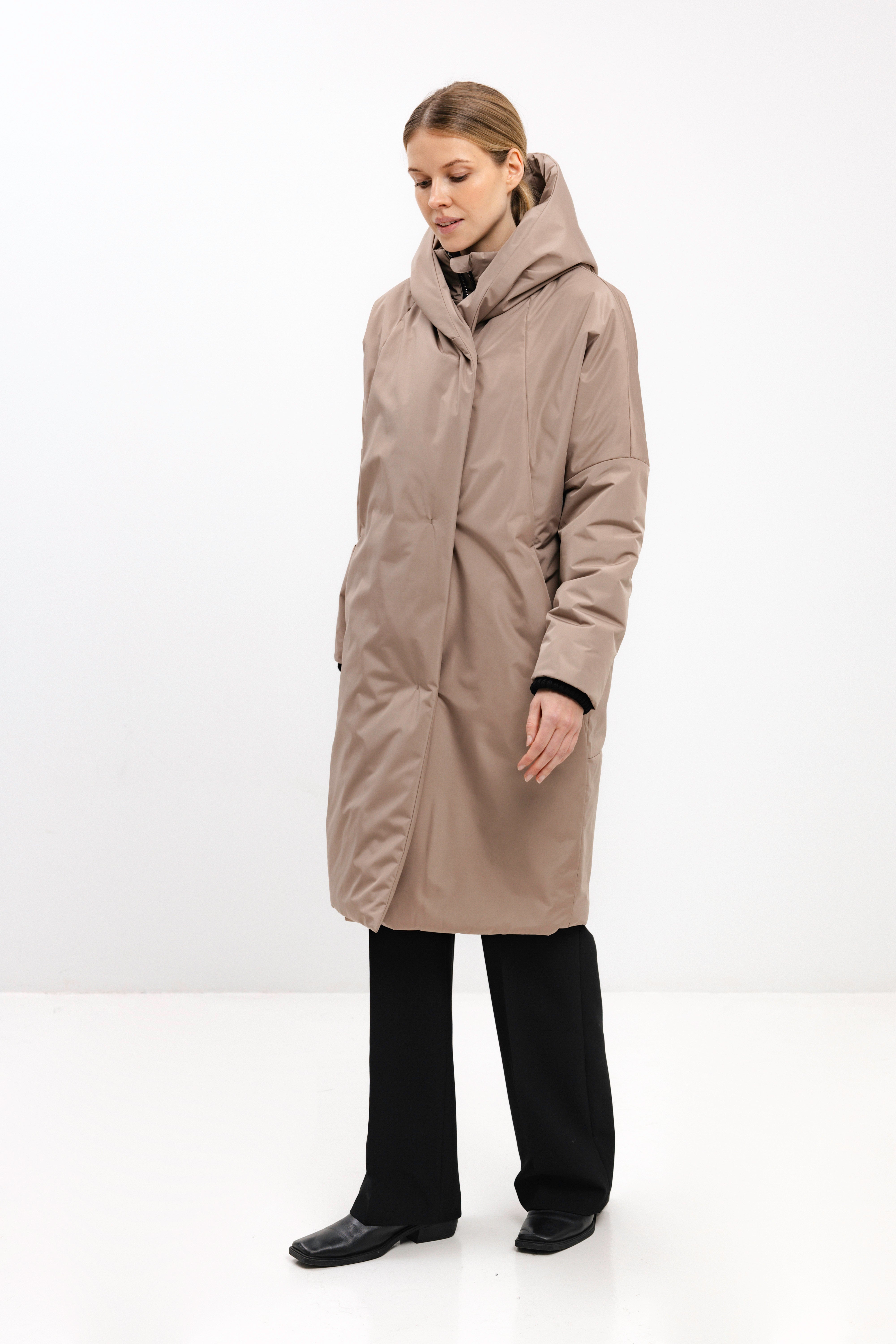 BEIGE COAT WITH CAMEL WOOL