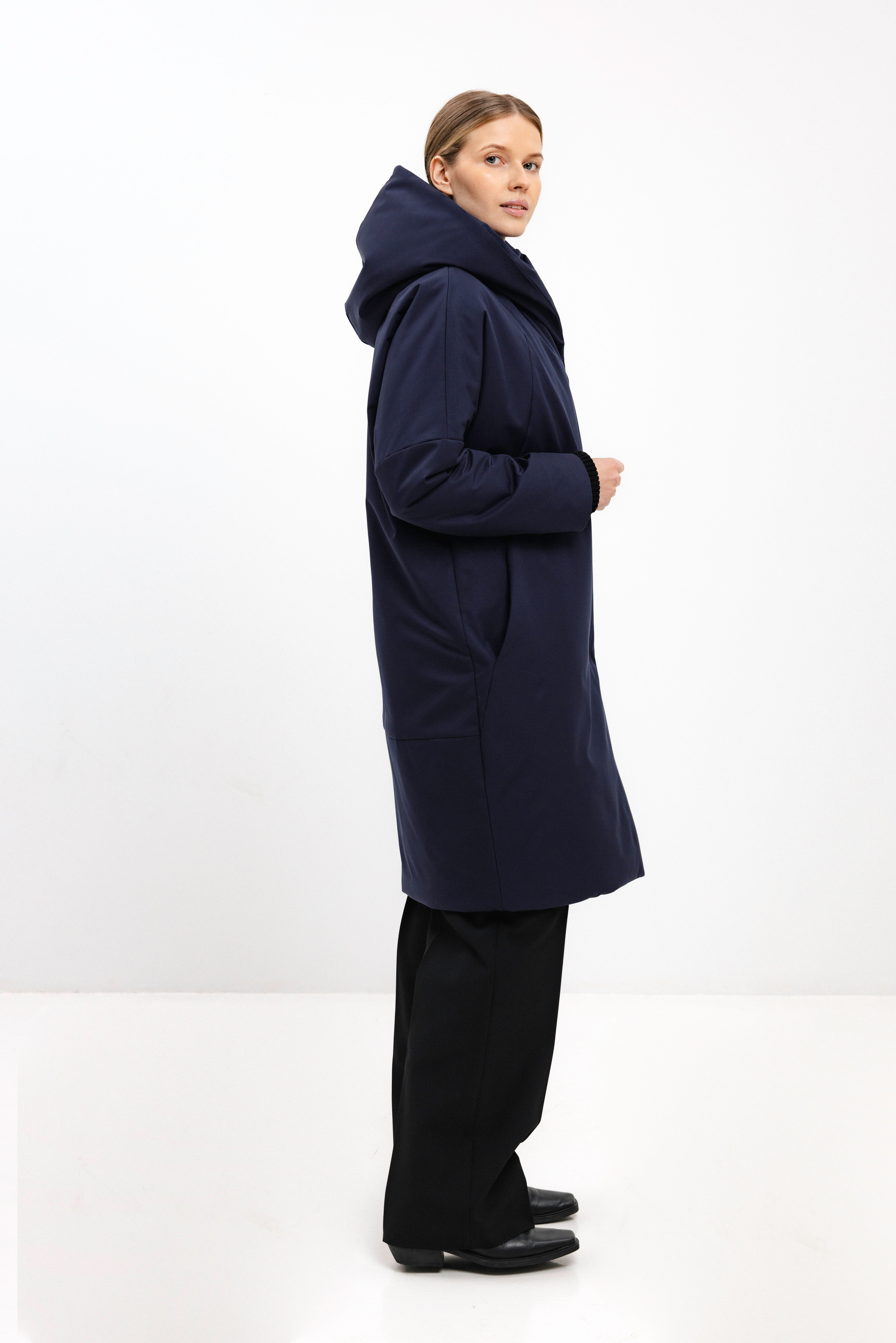 NAVY COAT WITH CAMEL WOOL