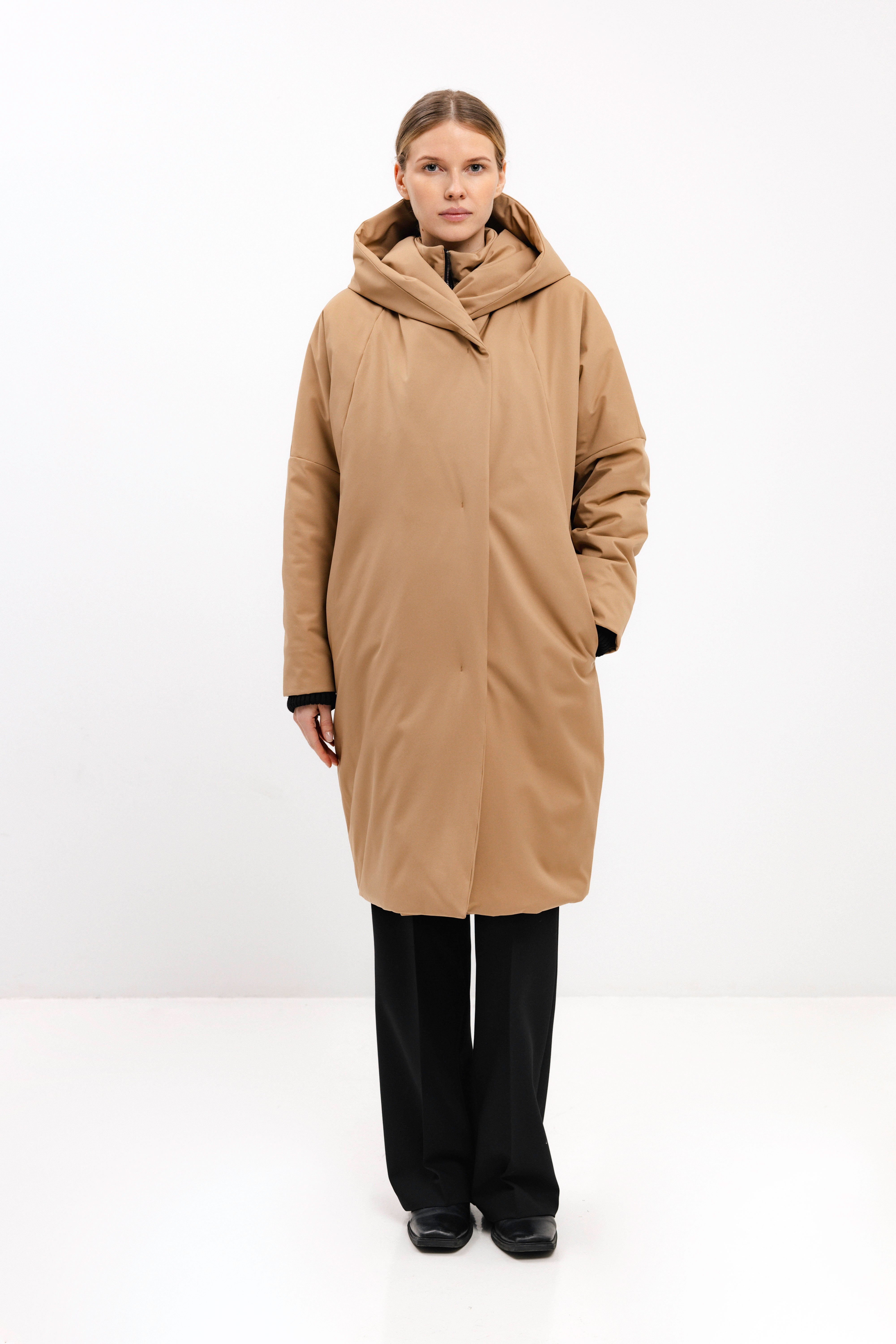 LIGHT BROWN COAT WITH CAMEL WOOL