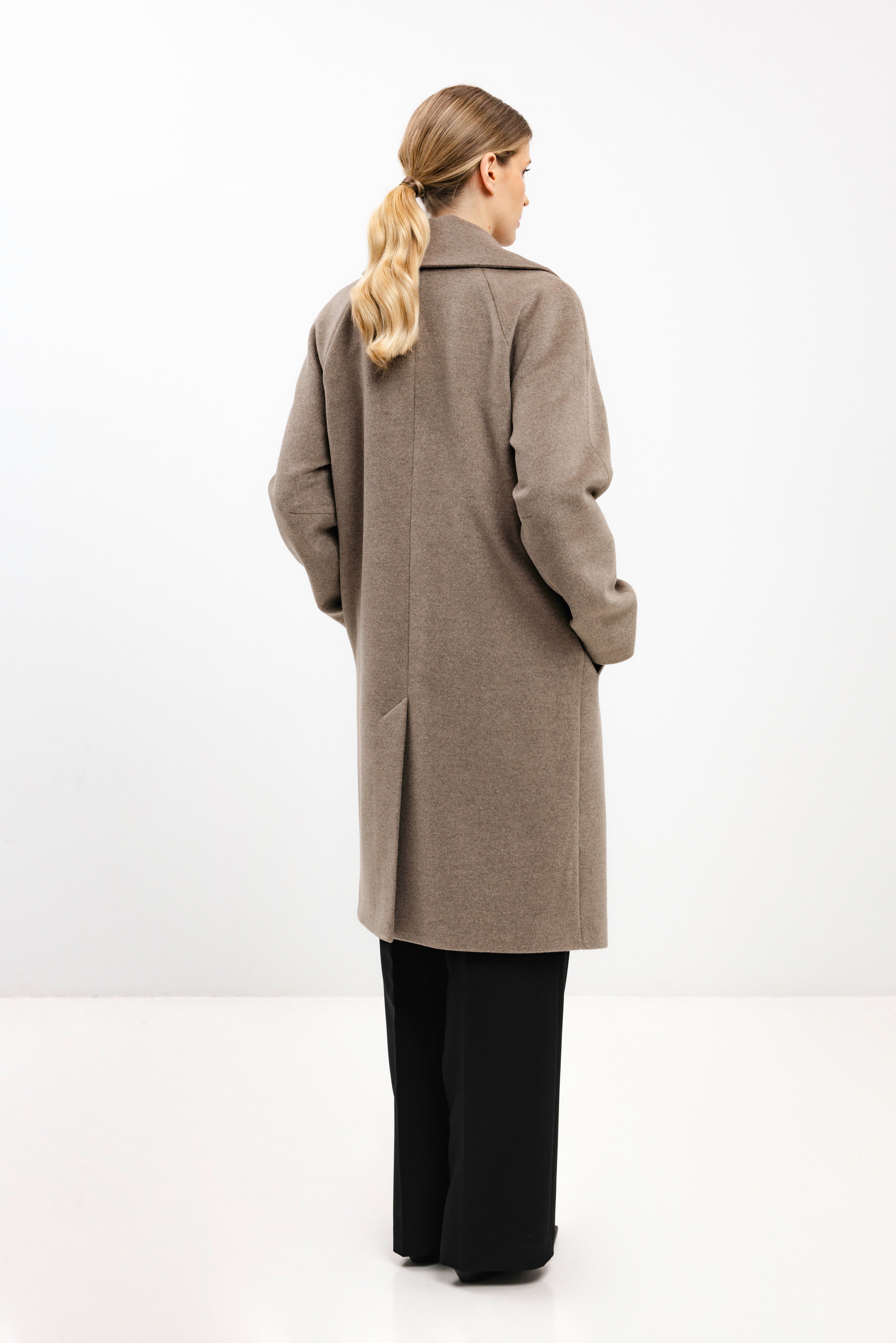 STRAIGHT COCOA COAT WITH ANGORA