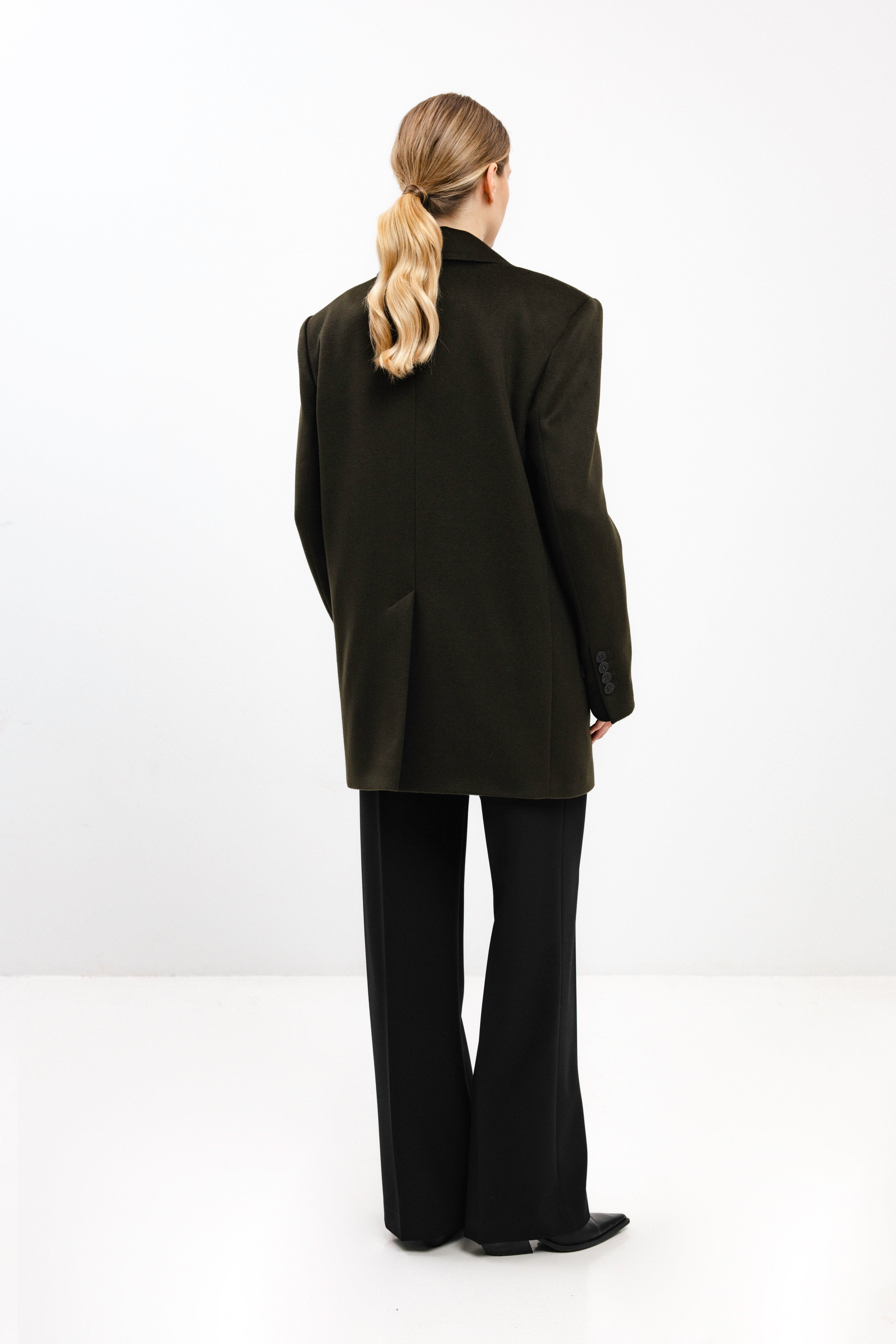 DOUBLE-BREASTED SHORT WOOL COAT IN OLIVE