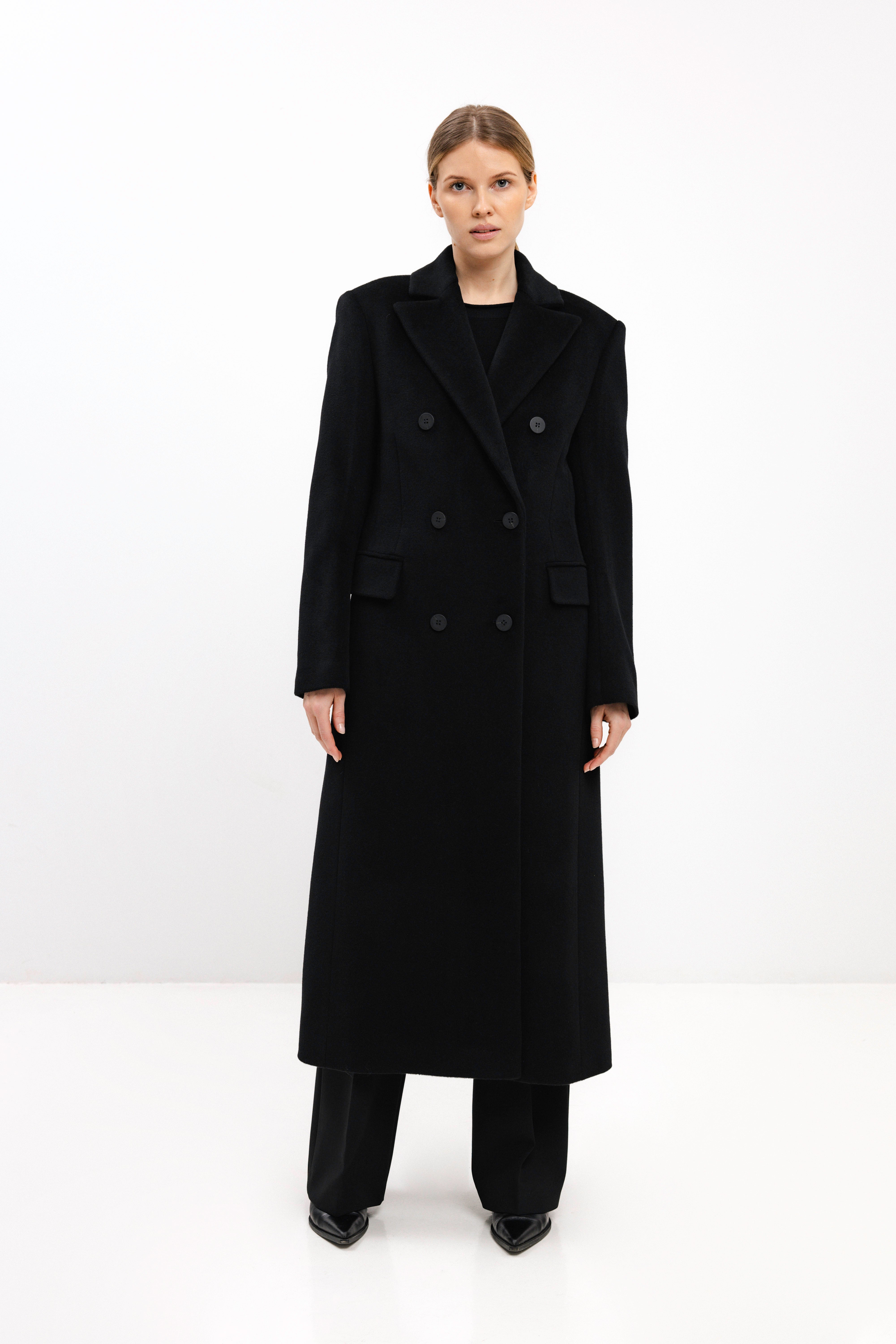 LONG FITTED BLACK COAT WITH ANGORA WOOL