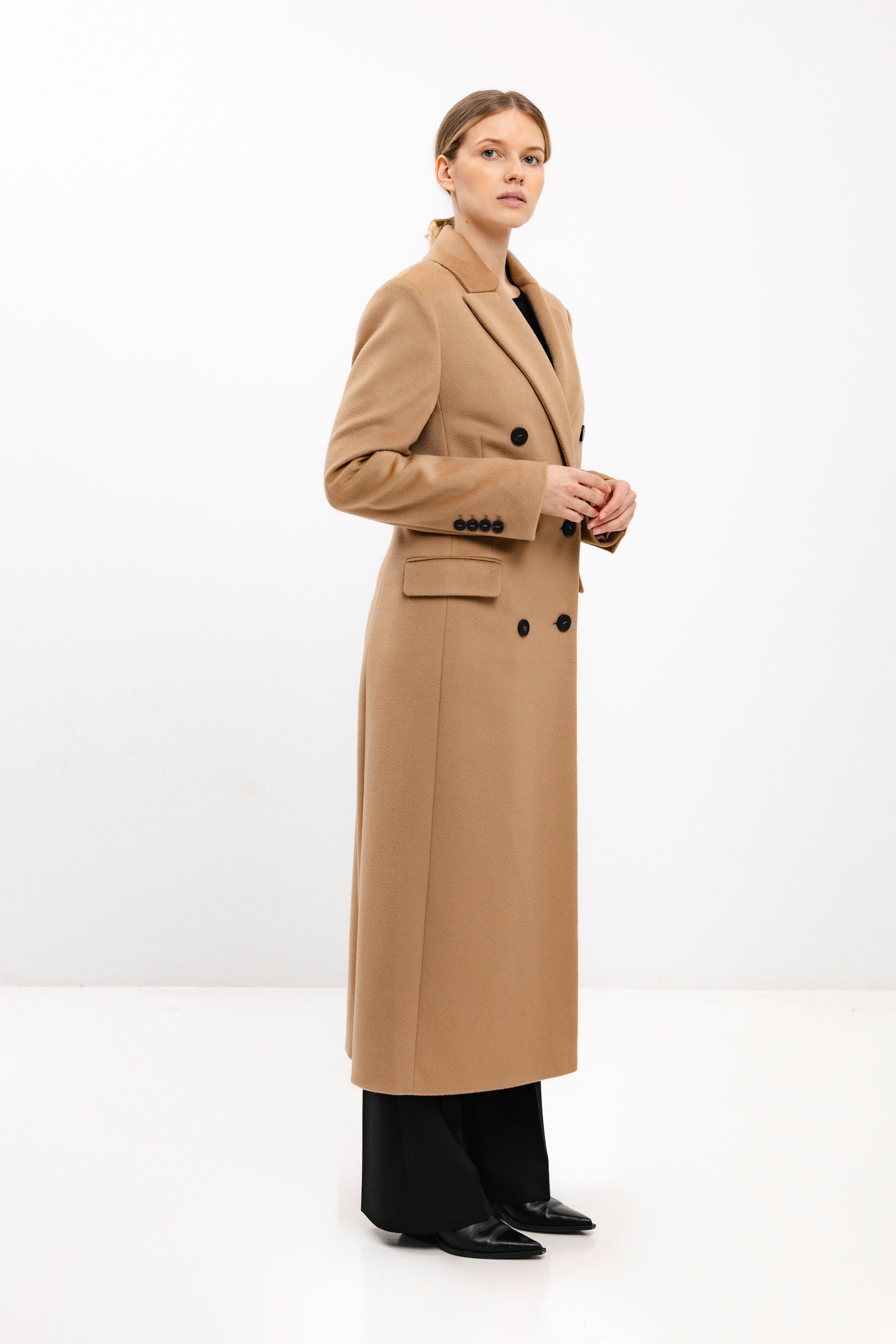 LONG FITTED CAMEL WOOL COAT