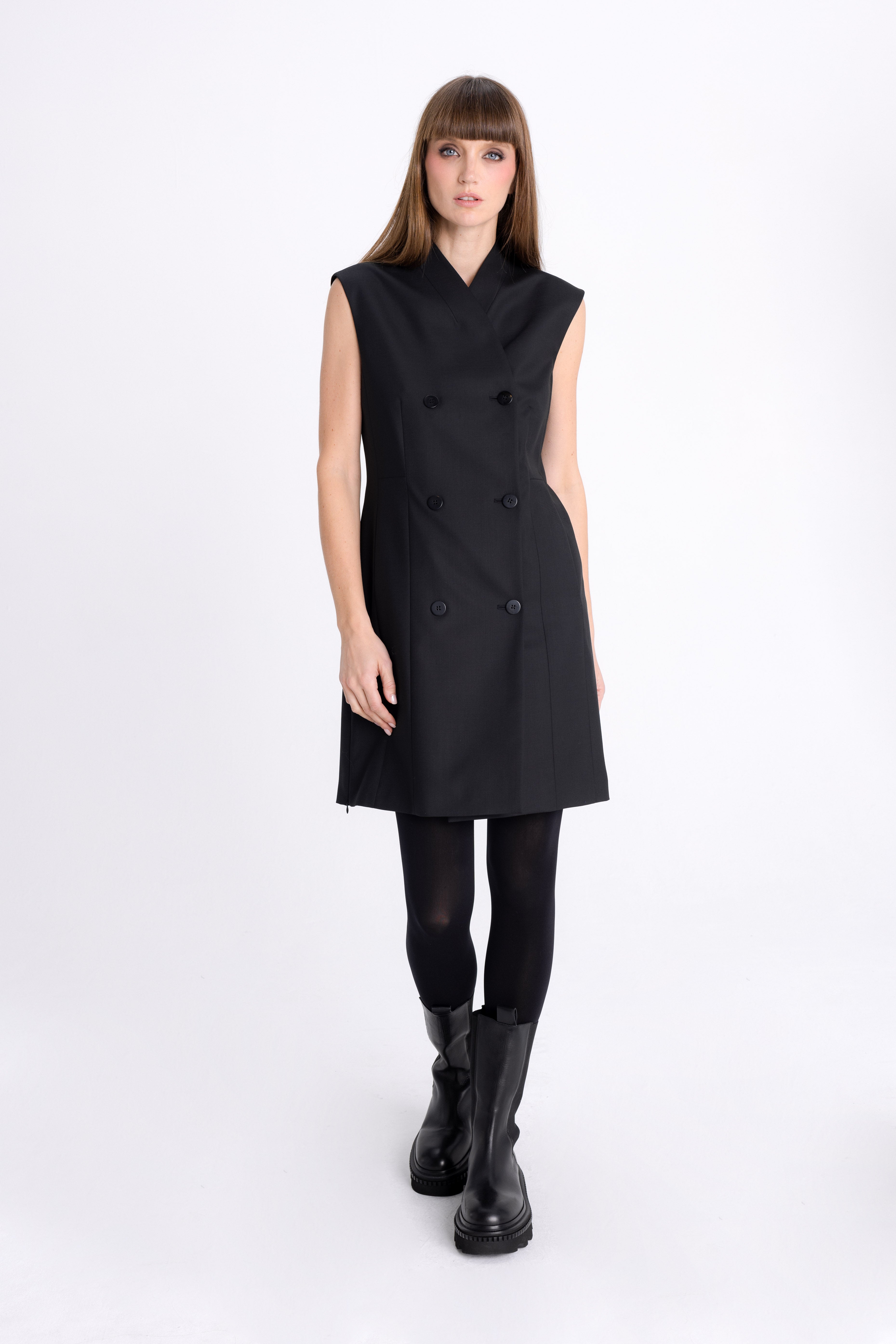 DOUBLE-BREASTED BLACK SLEEVELESS DRESS – InAvati