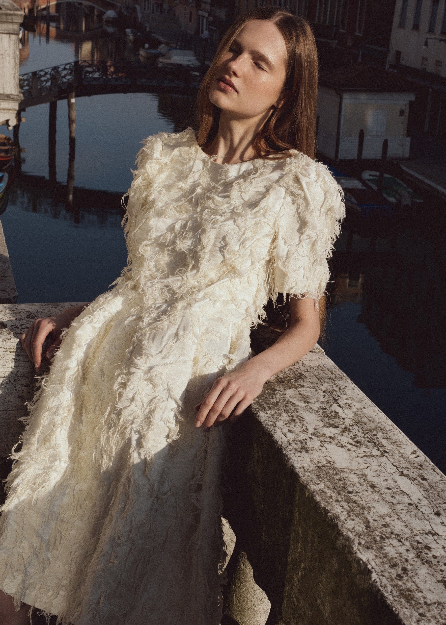 ELEGANT FRAYED JACQUARD DRESS