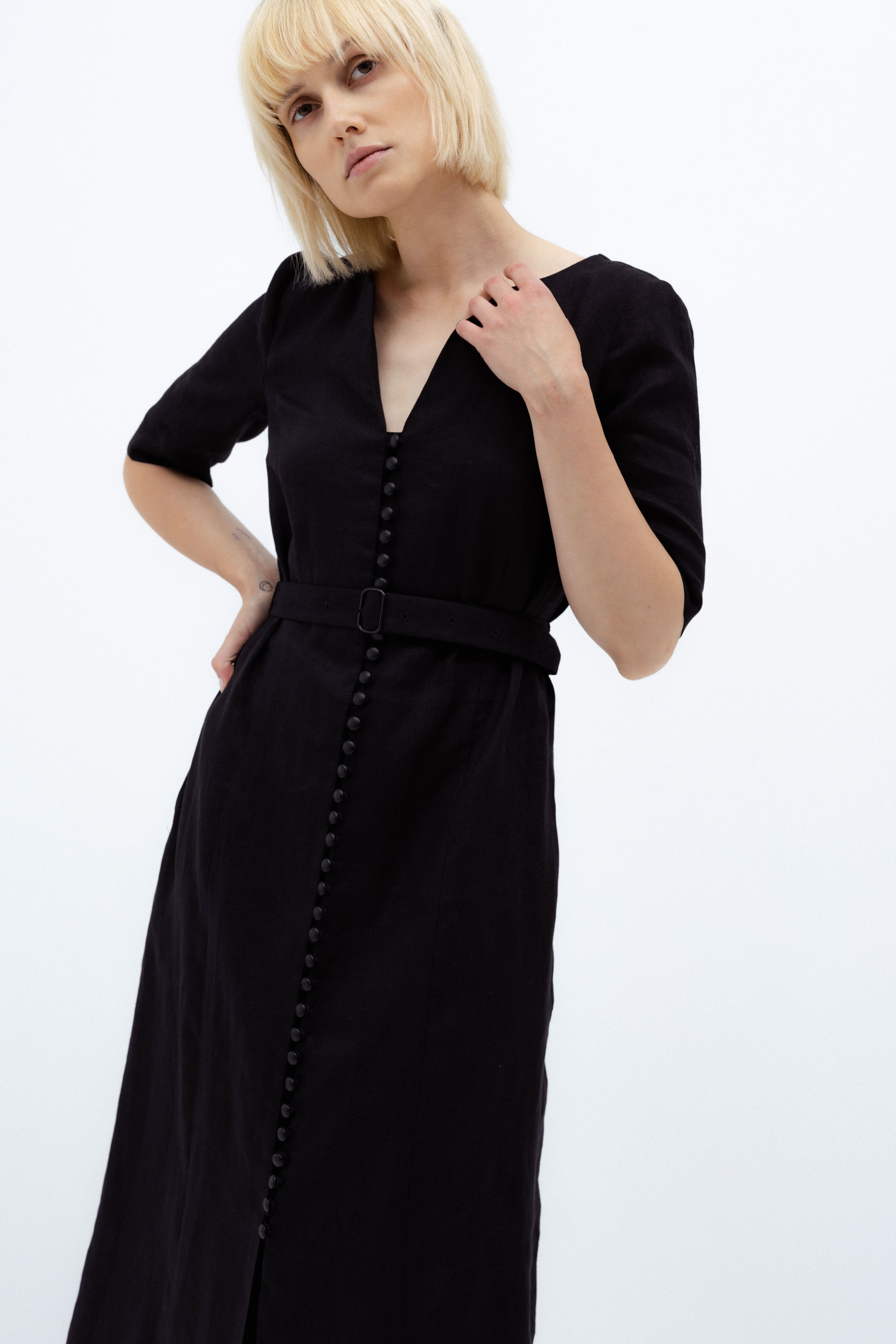 BLACK LINEN MIDI DRESS WITH BELT