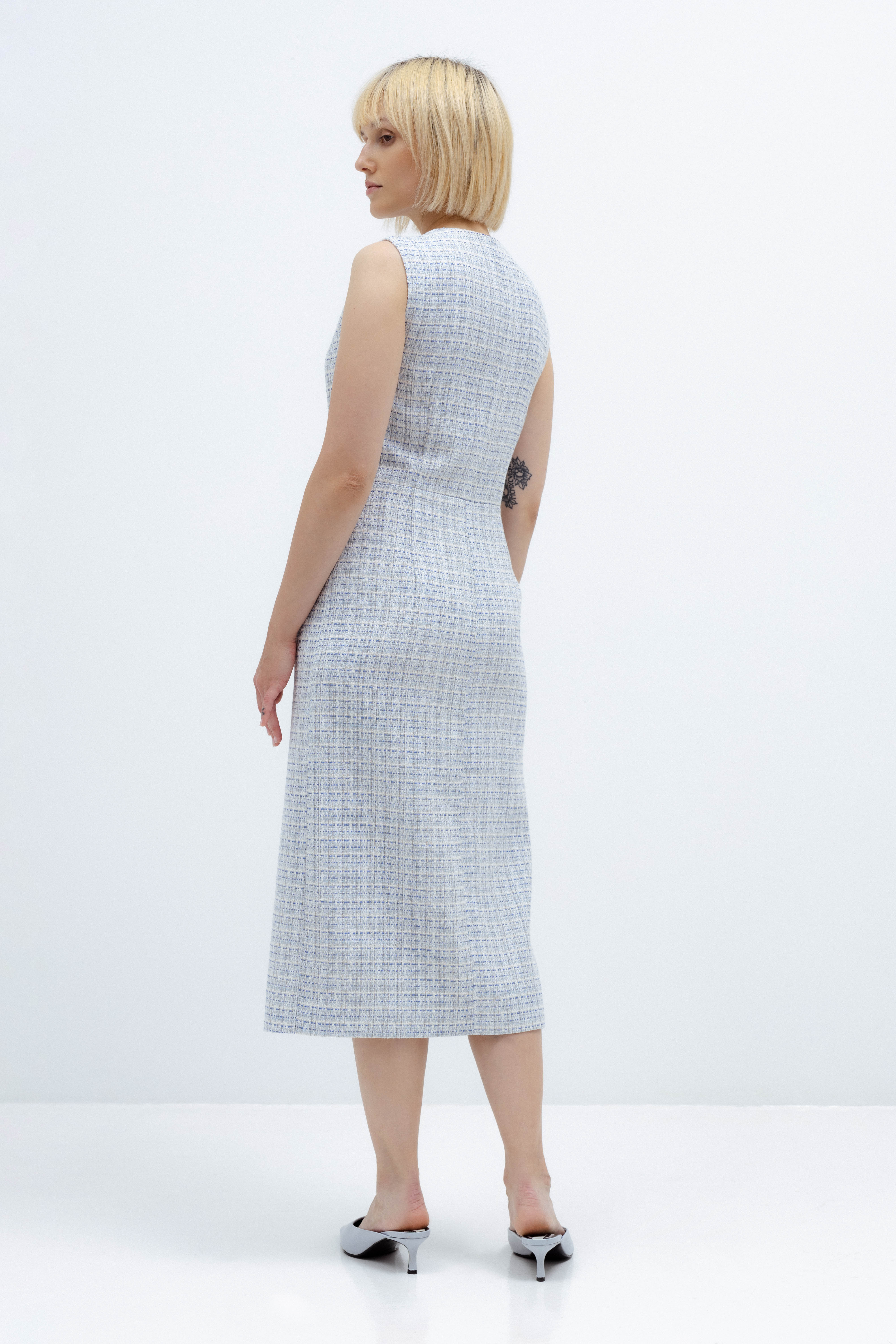 MIDI LIGHT BLUE FITTED DRESS