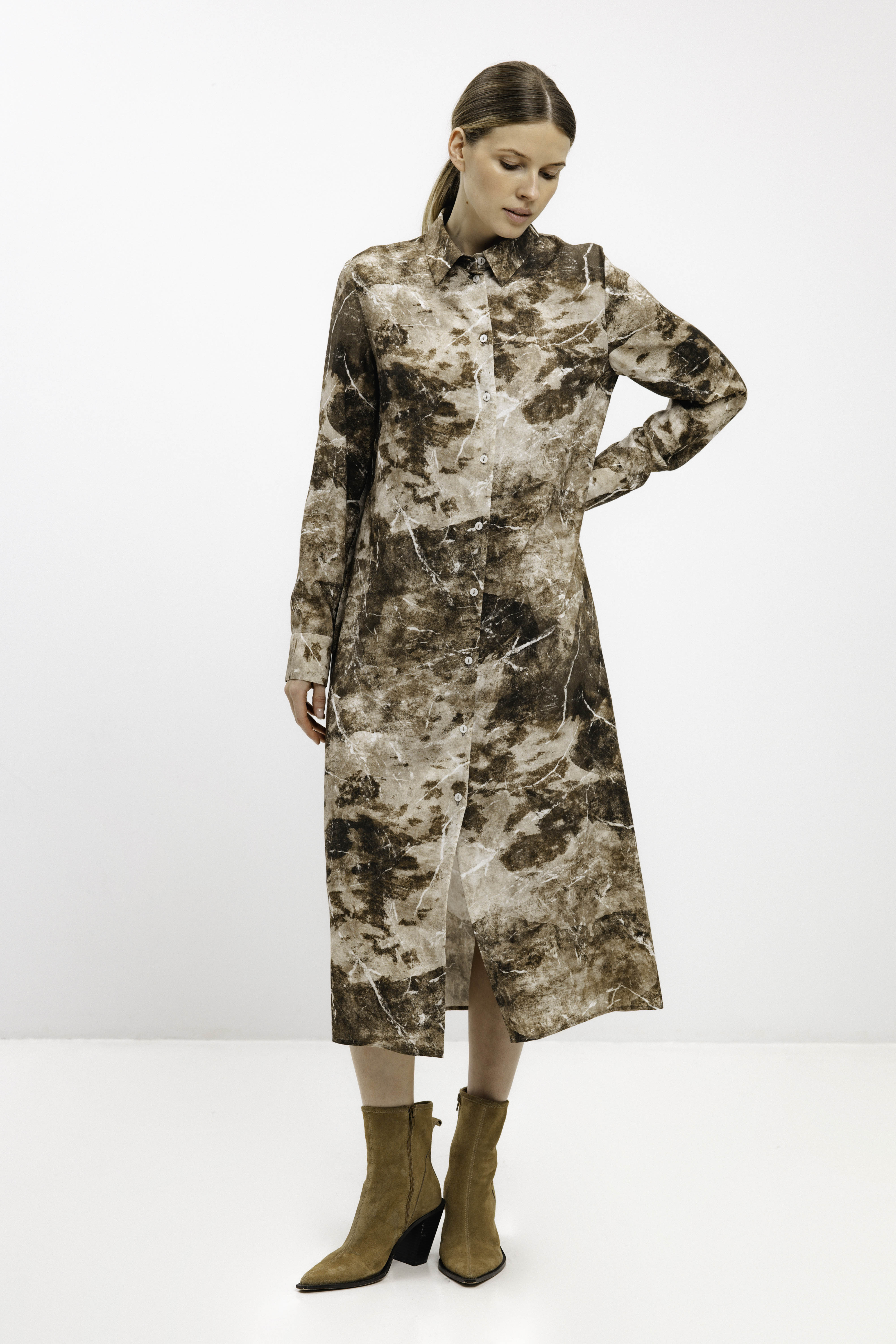 LONG-SHIRT DRESS WITH ABSTRACT PRINT