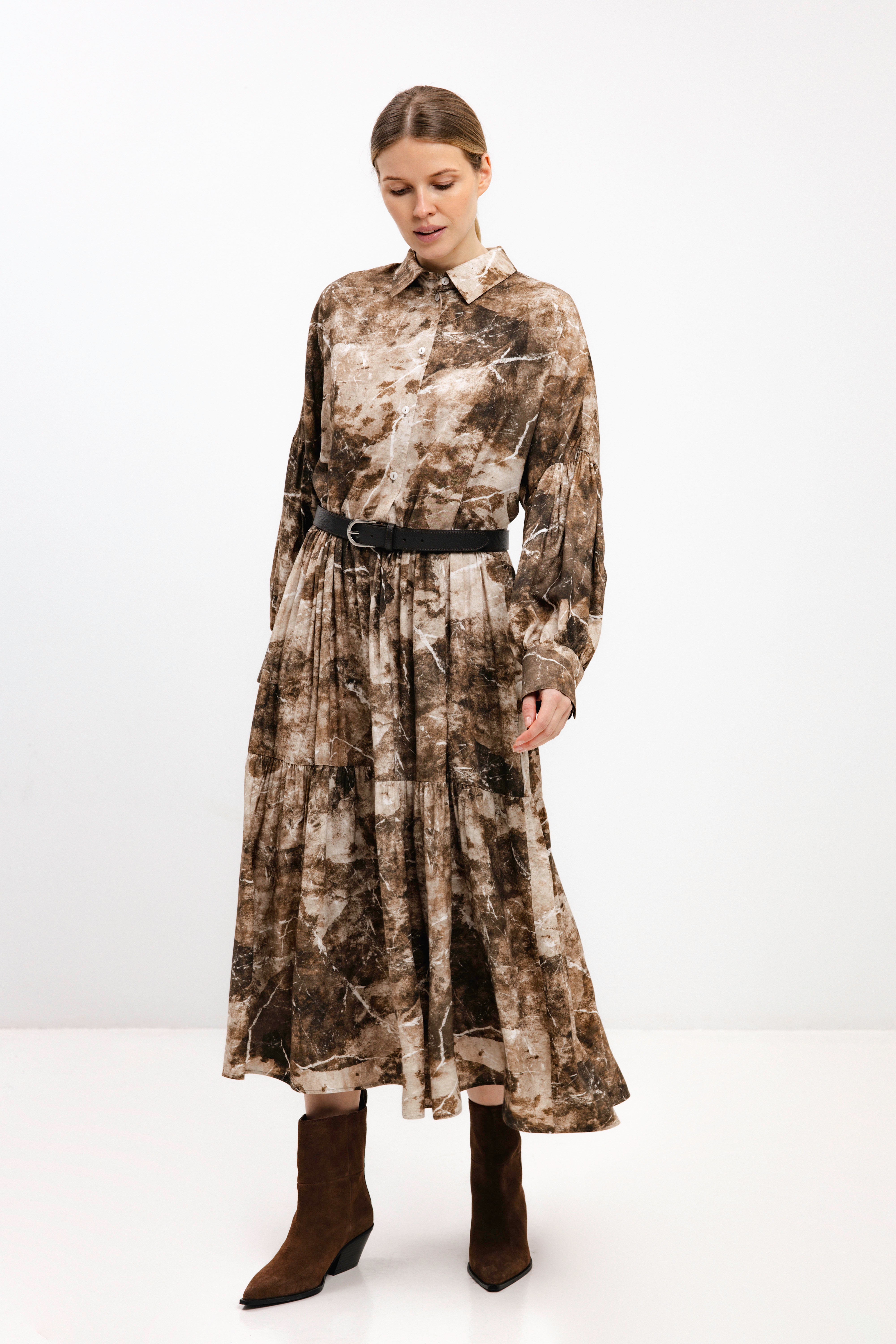 TIERED SHIRT DRESS WITH ABSTRACT PRINT