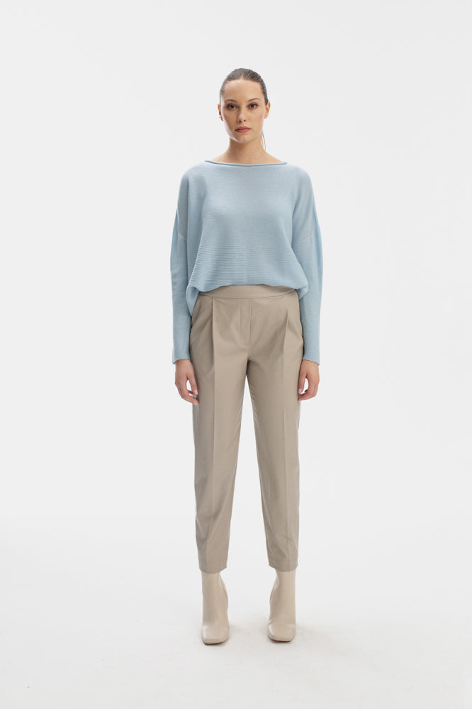 PLEAT FRONT TAPERED TROUSERS IN SAND