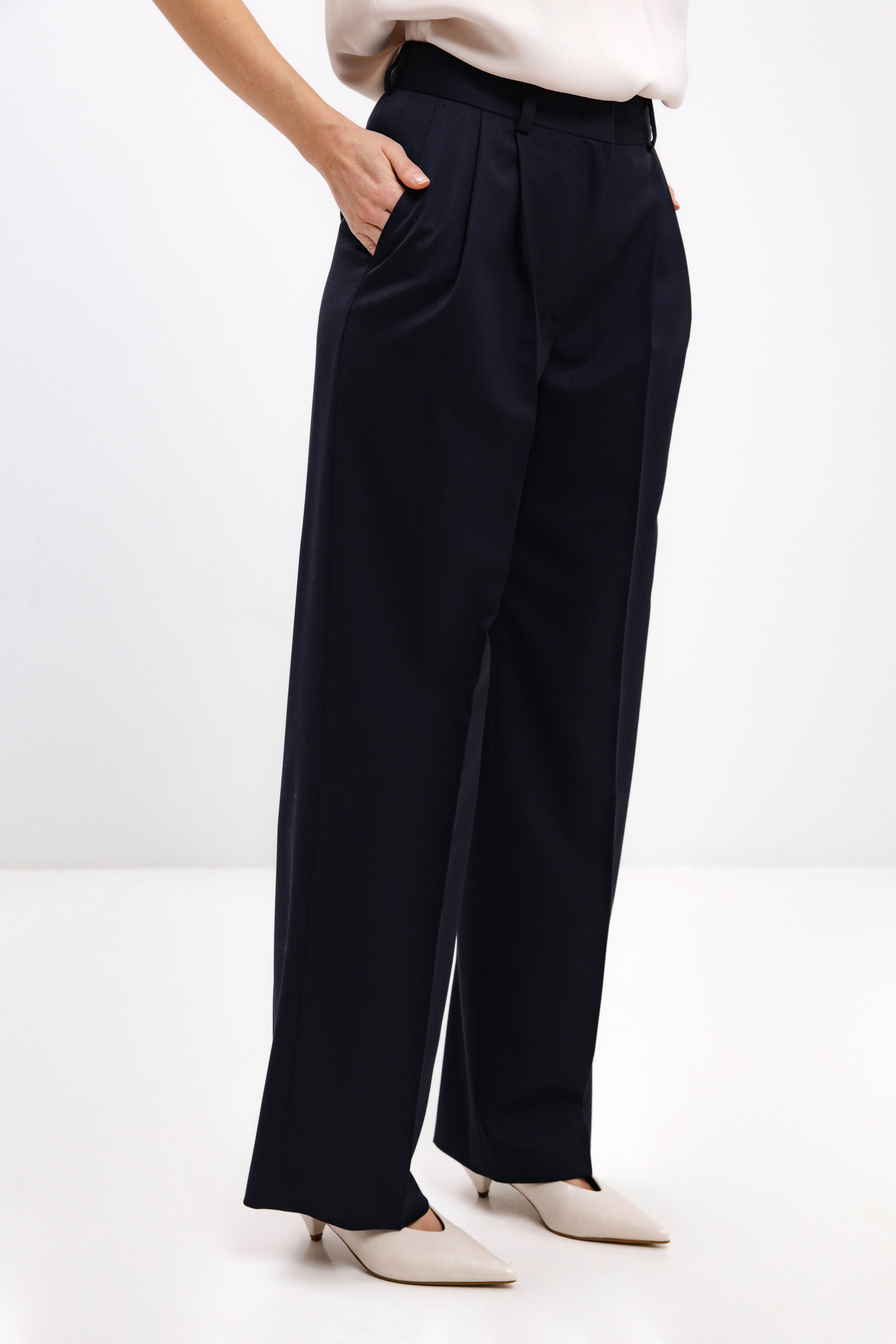STRAIGHT-LEG NAVY TROUSERS