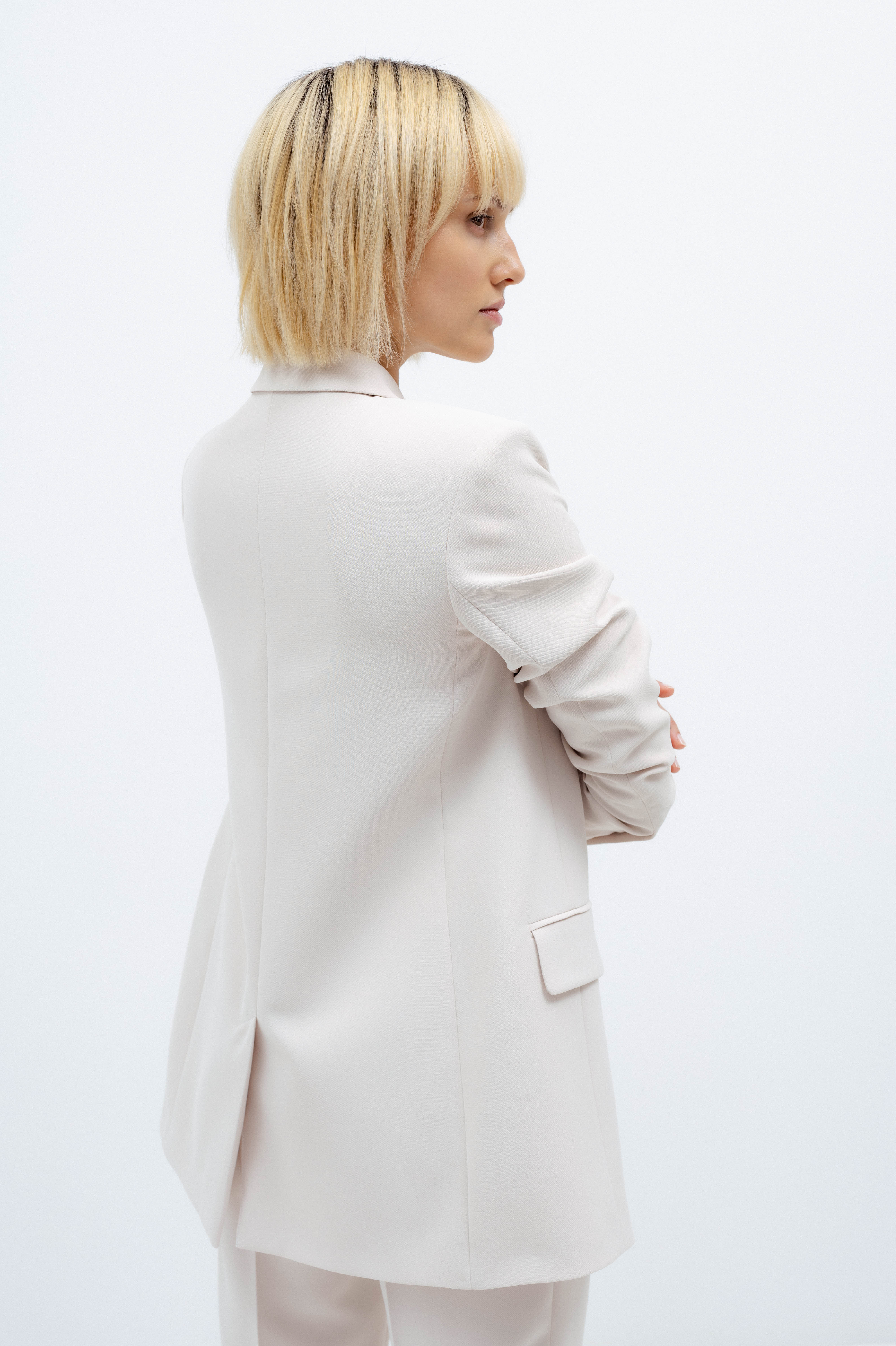 DOUBLE-BREASTED STRAIGHT MILK BLAZER