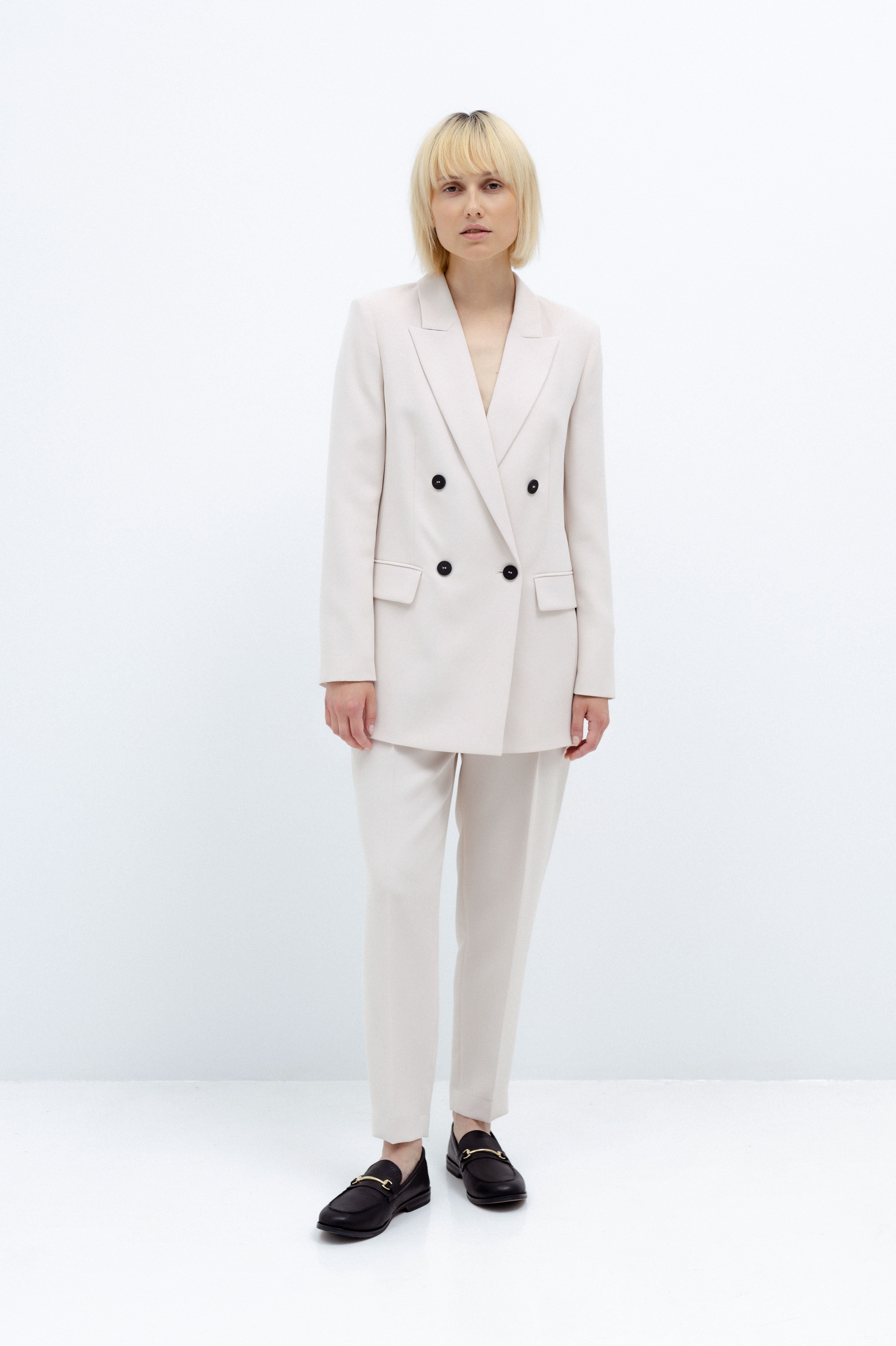 DOUBLE-BREASTED STRAIGHT MILK BLAZER