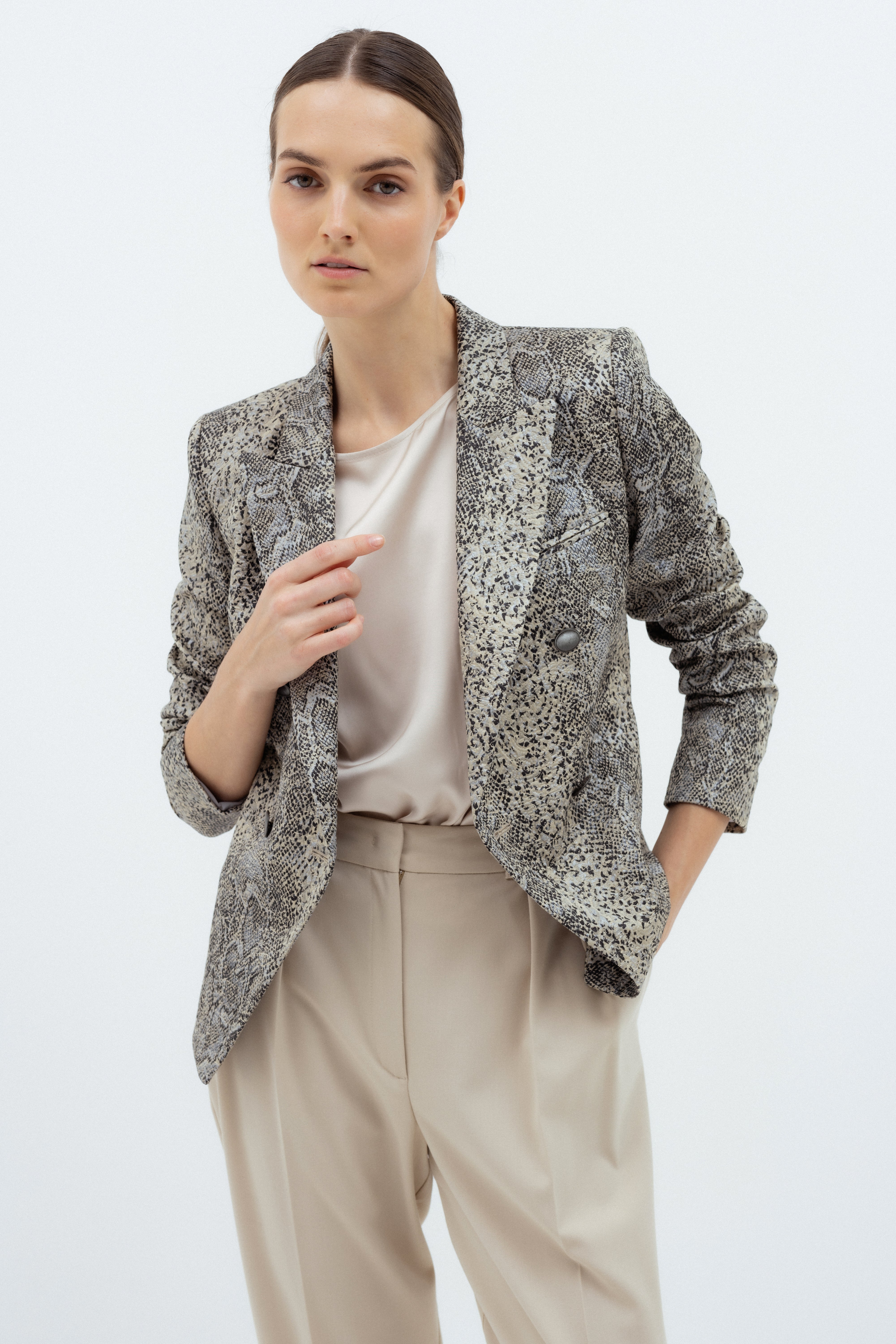 SNAKE PRINT DOUBLE-BREASTED BLAZER