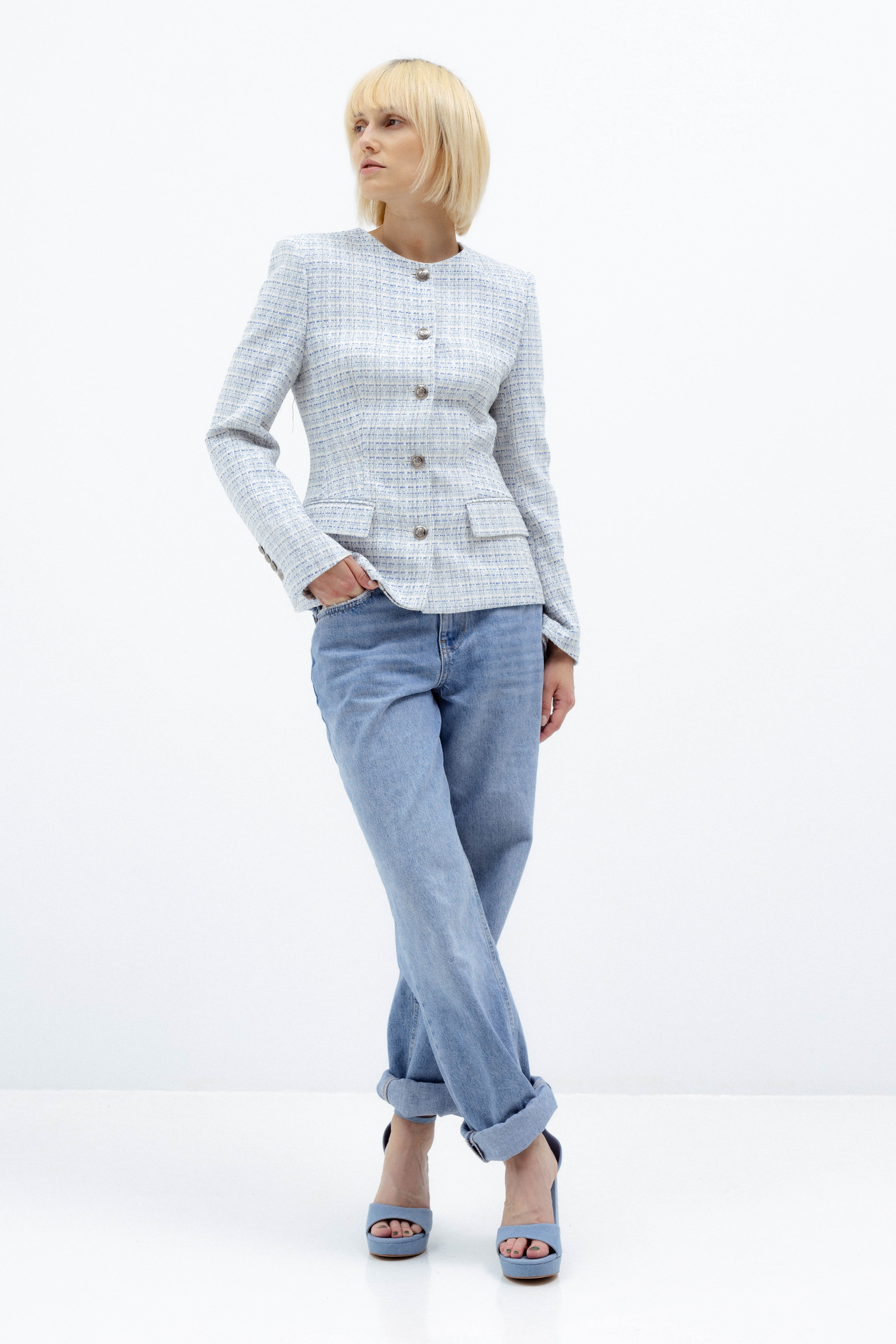 SINGLE-BREASTED LIGHT BLUE FITTED BLAZER