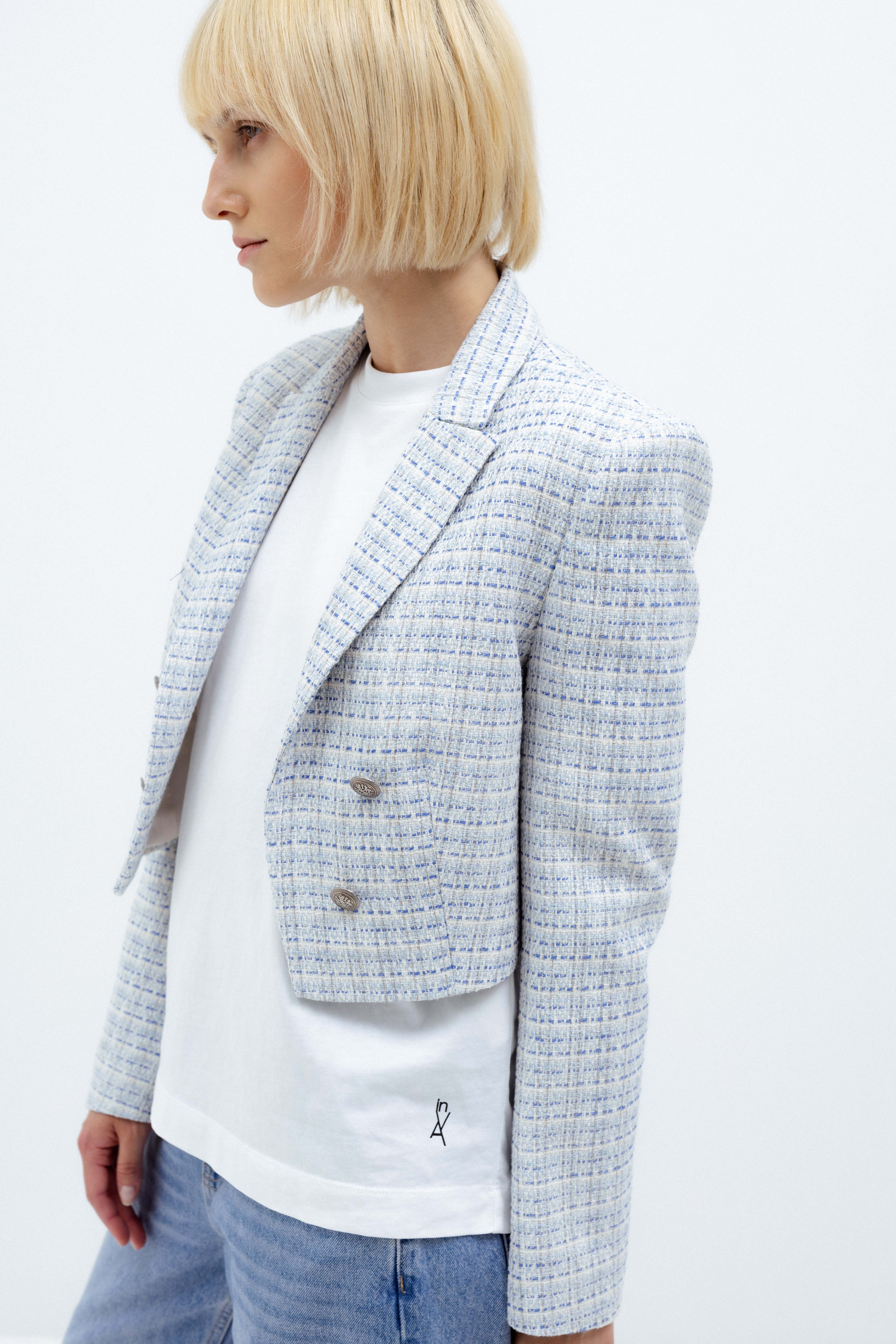 SHORT LIGHT BLUE OPEN-FRONT BLAZER