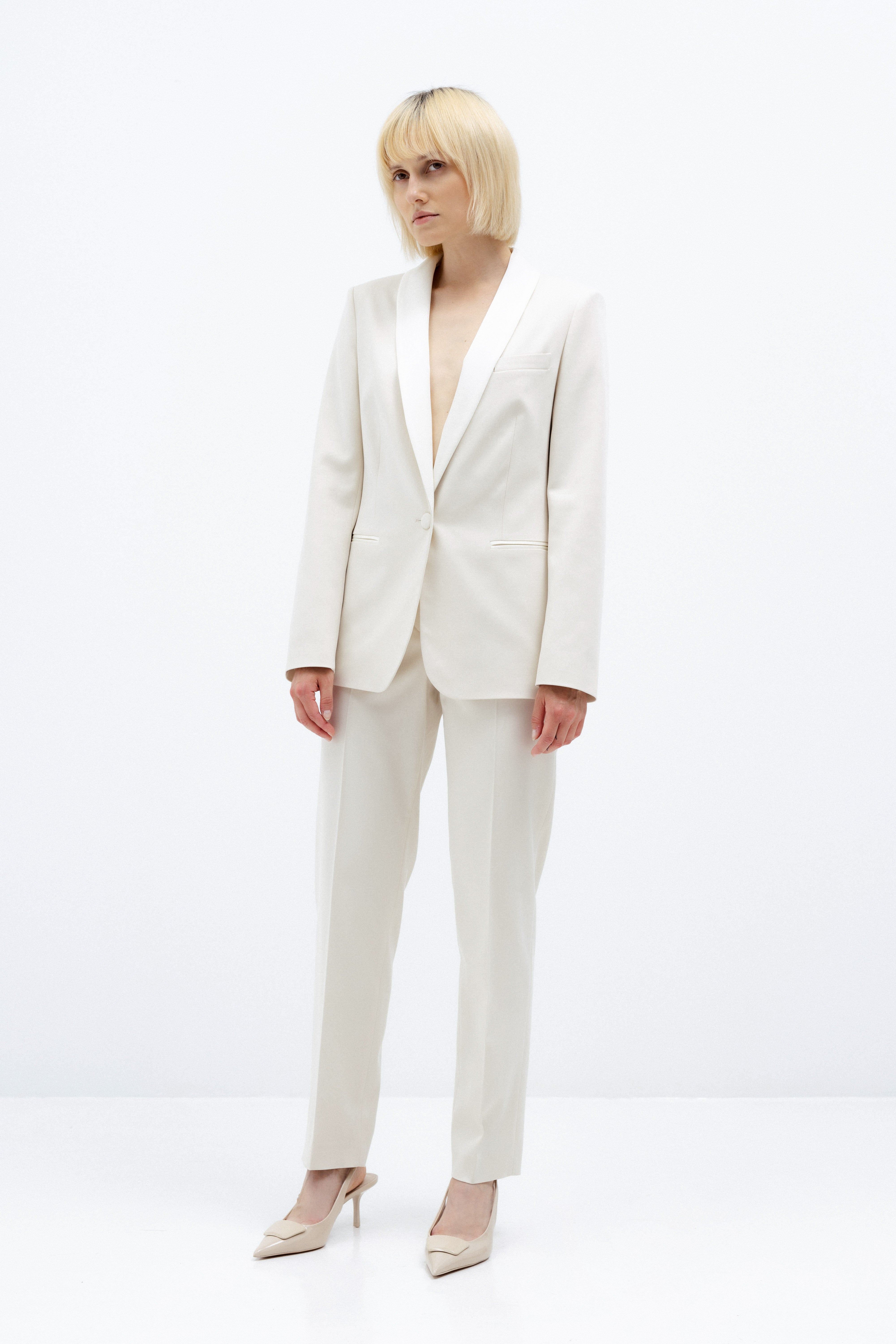 SINGLE-BREASTED MILK BLAZER