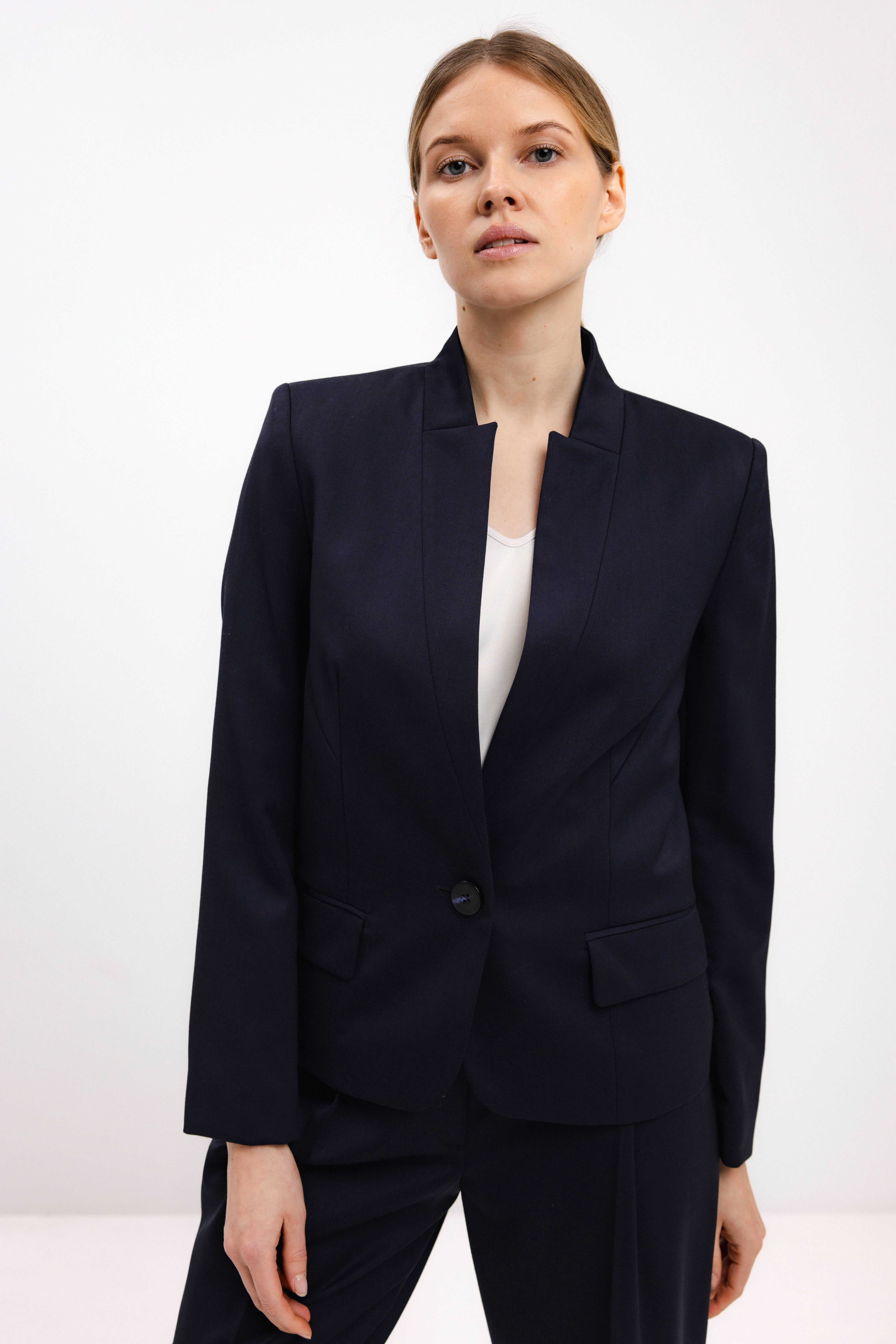 SINGLE-BREASTED FITTED BLAZER IN NAVY