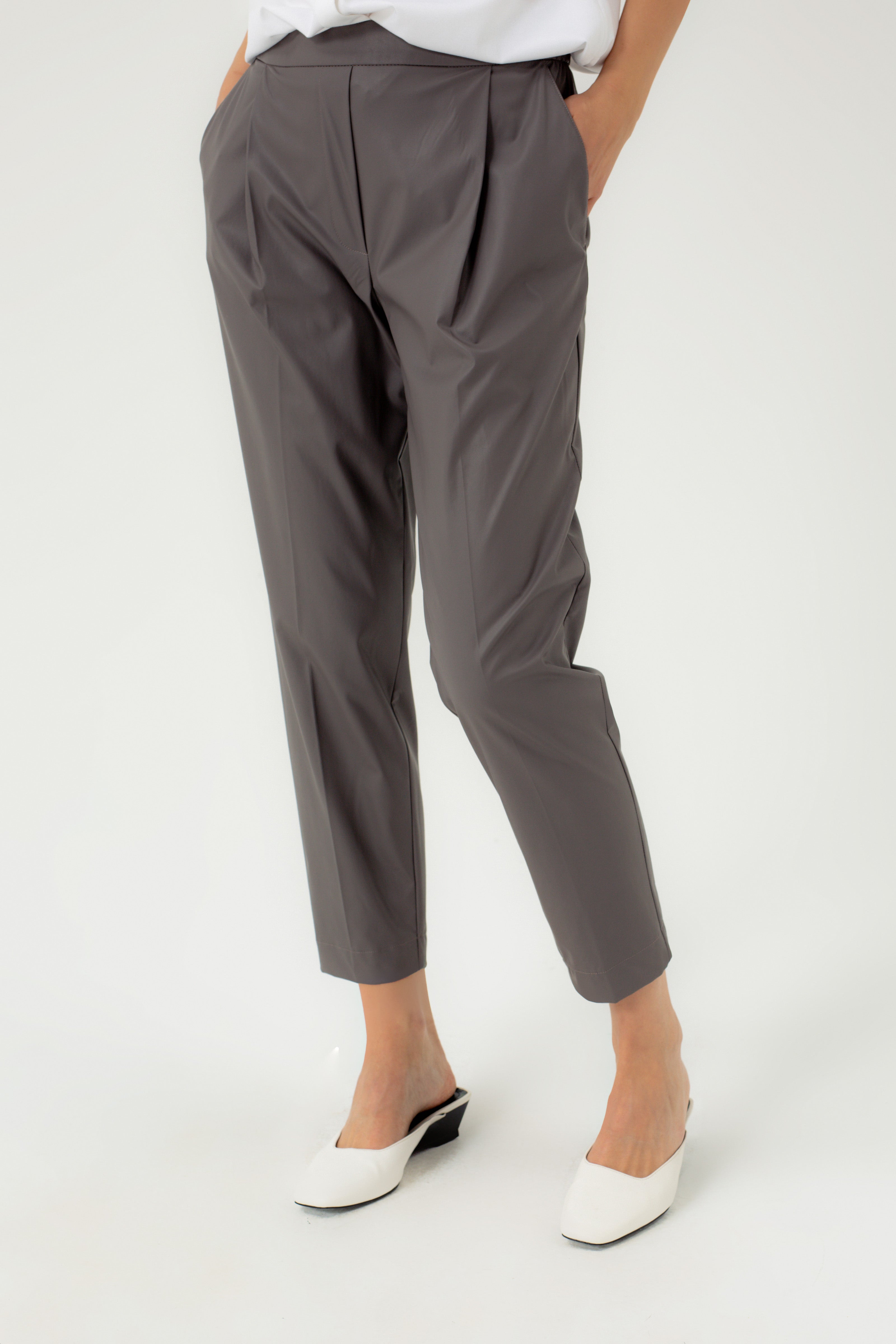 ECO LEATHER TROUSERS WITH ELASTIC WAISTBAND