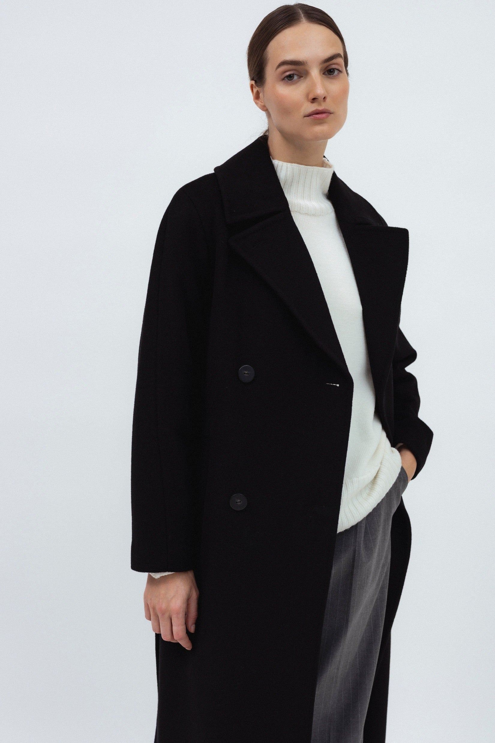 BLACK BELTED WOOL COAT