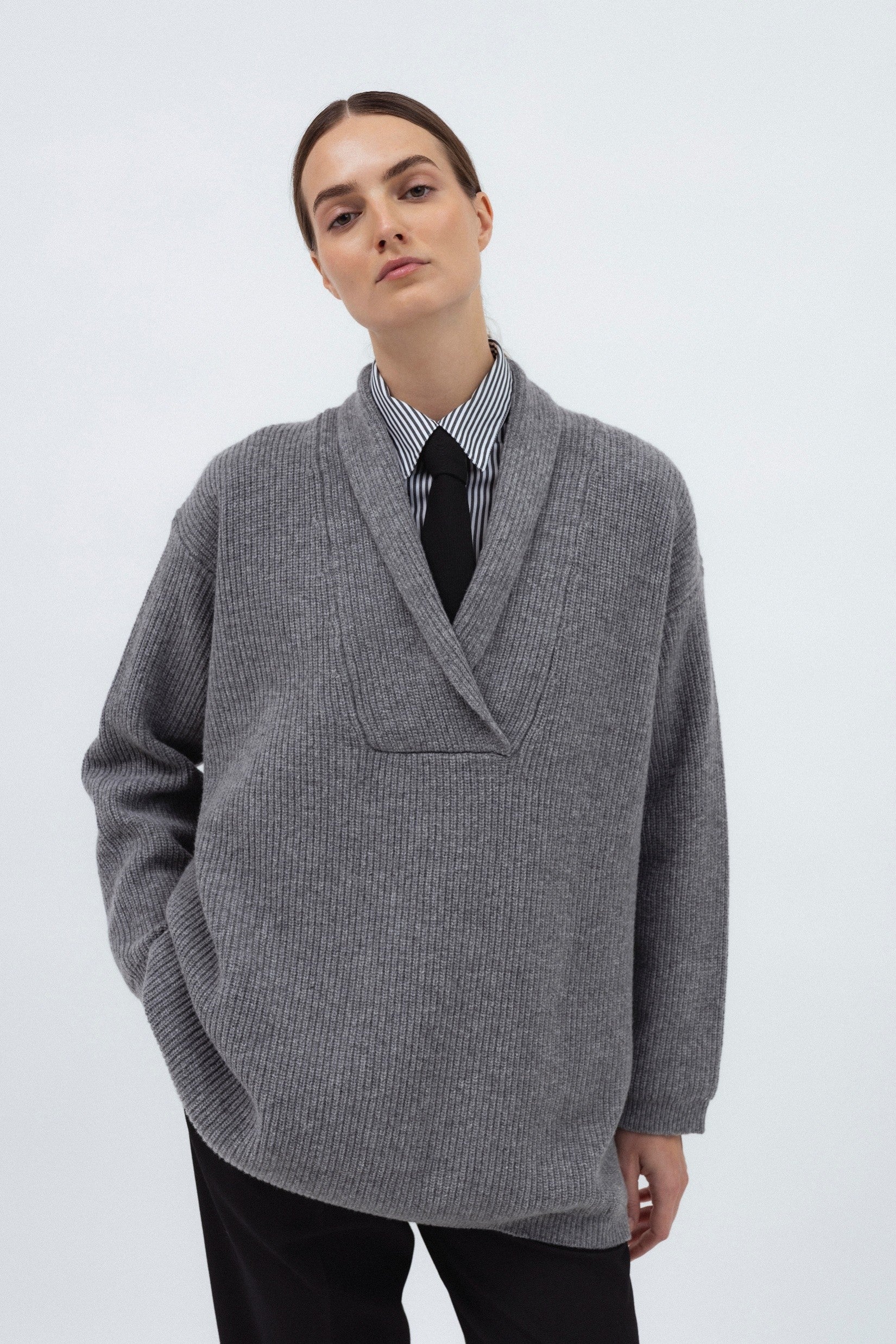 UNISEX GREY MERINO WOOL SWEATER – InAvati