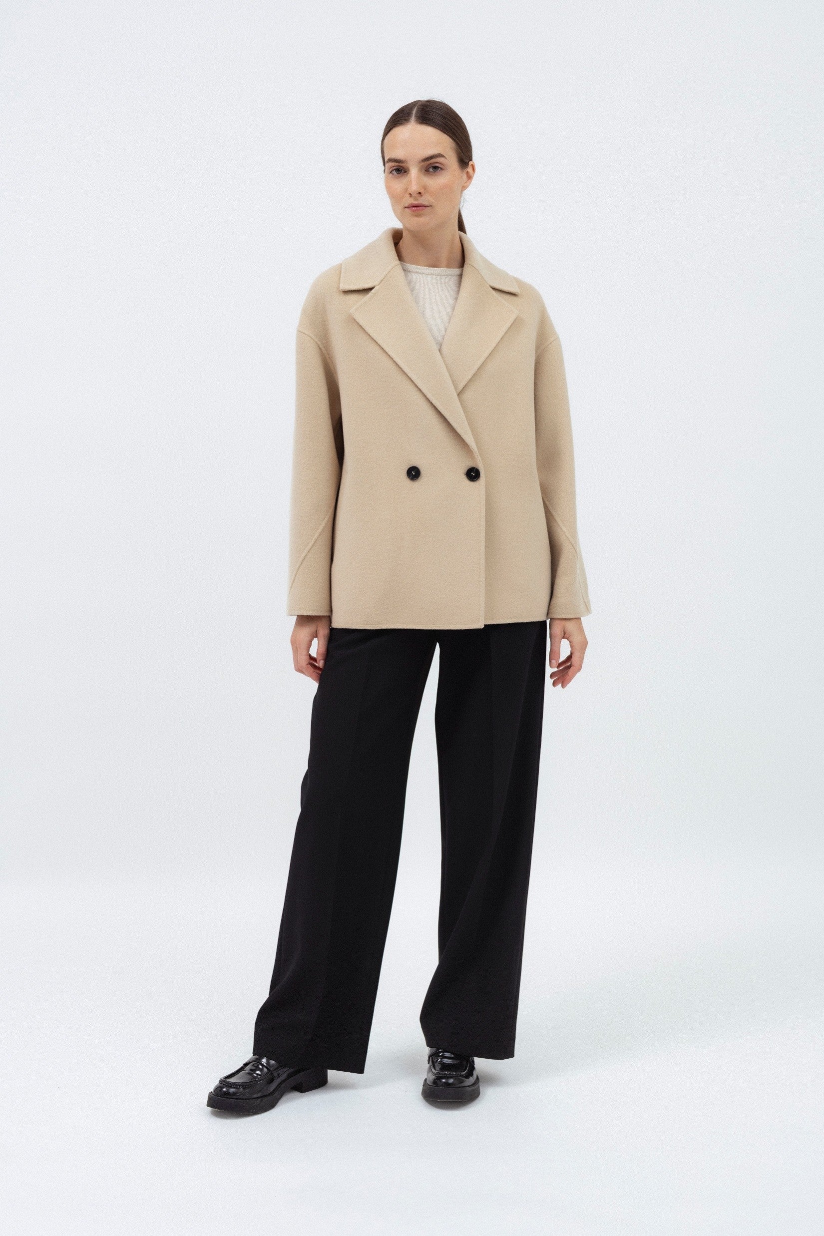 BEIGE DOUBLE-FACED WOOL SHORT COAT