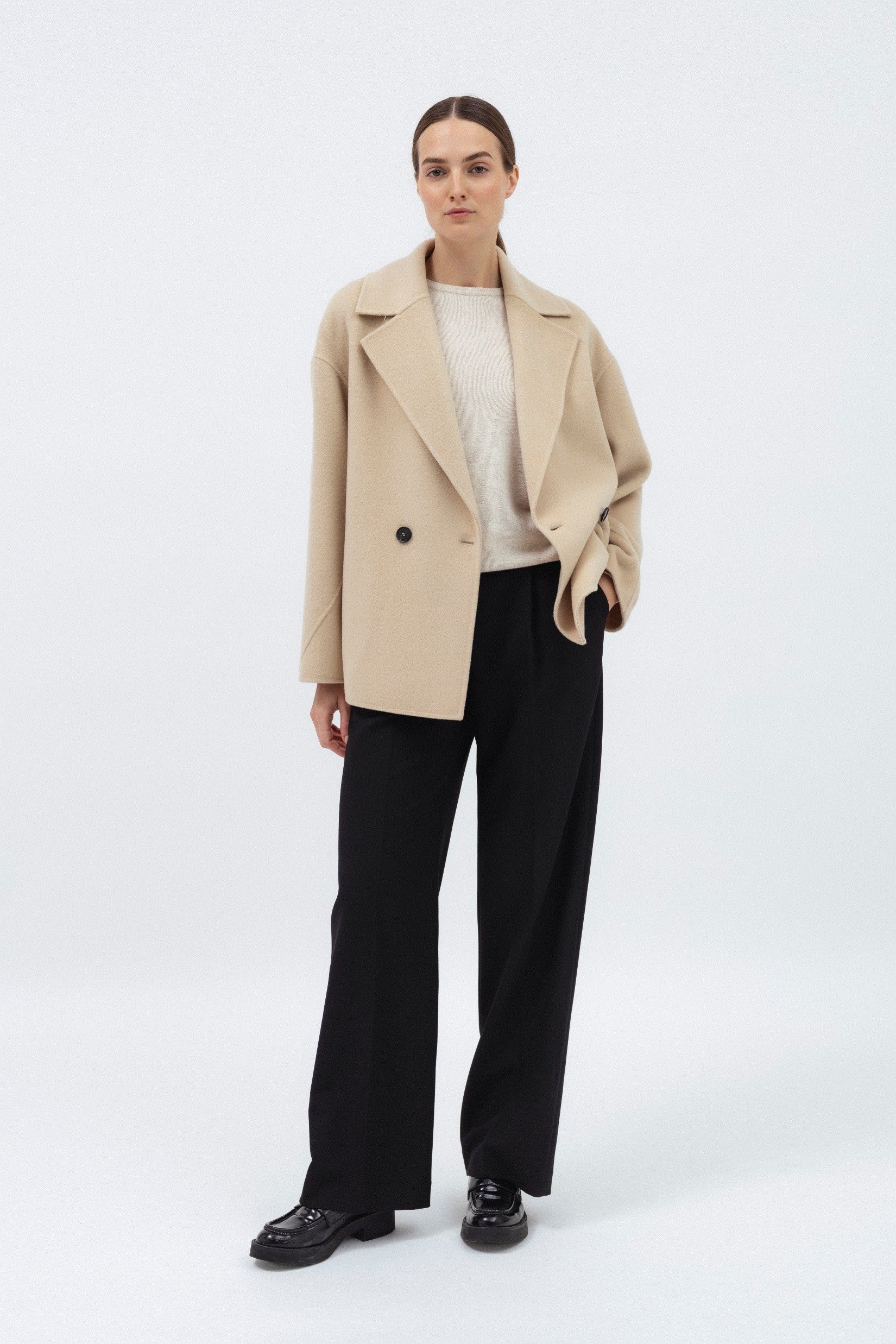 BEIGE DOUBLE-FACED WOOL SHORT COAT