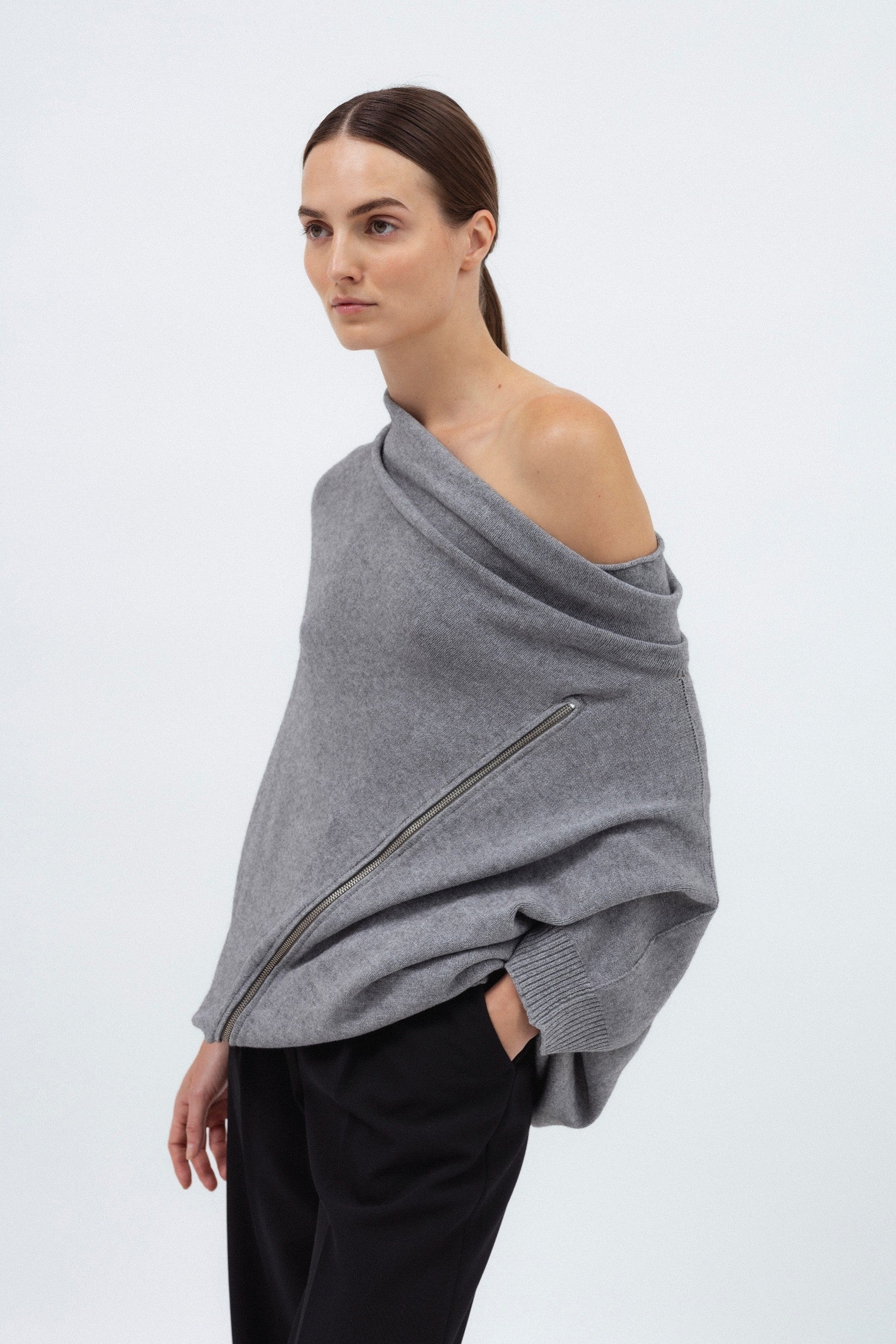 GREY MERINO WOOL SWEATER WITH ZIP DETAIL