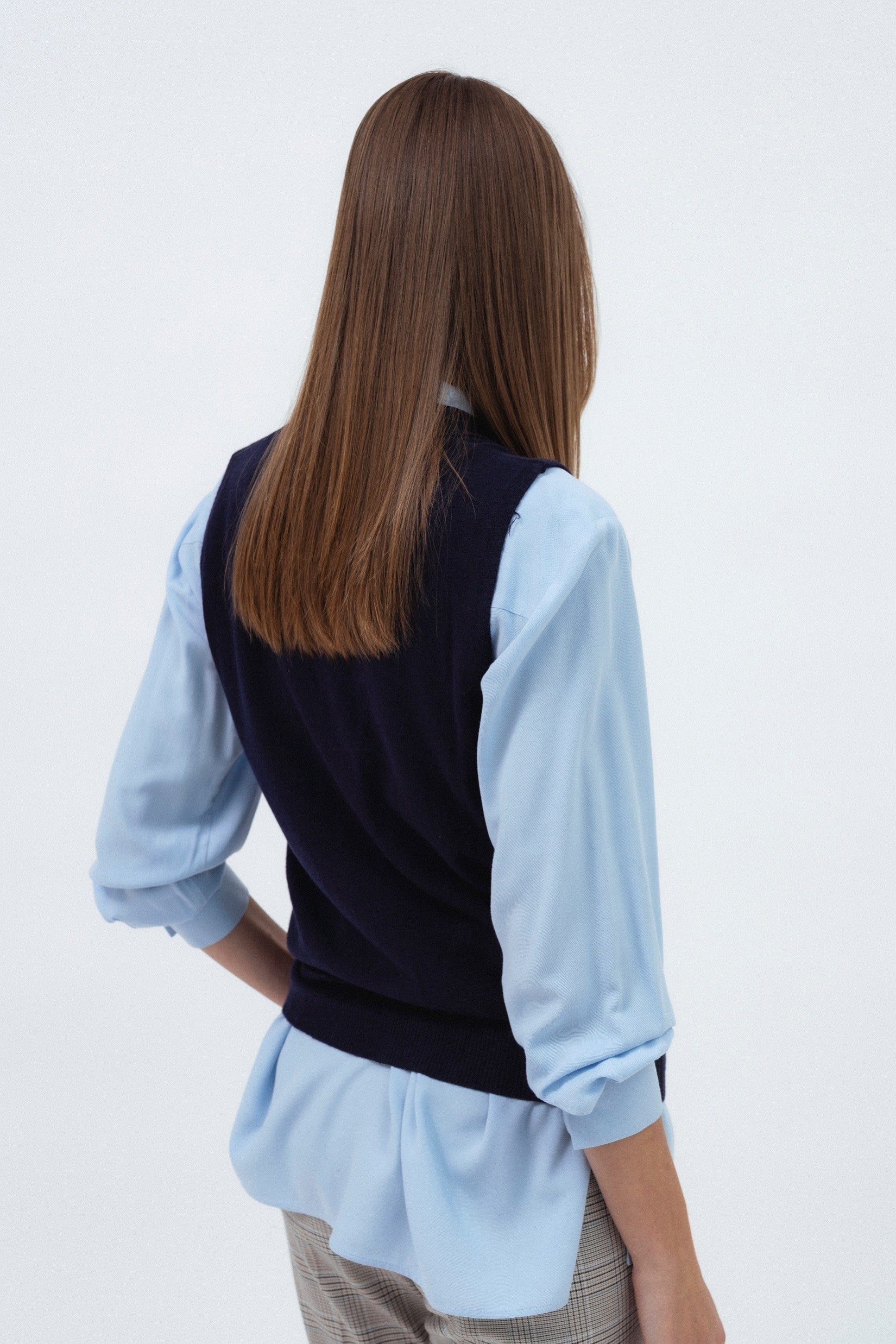 NAVY VEST WITH WOOL