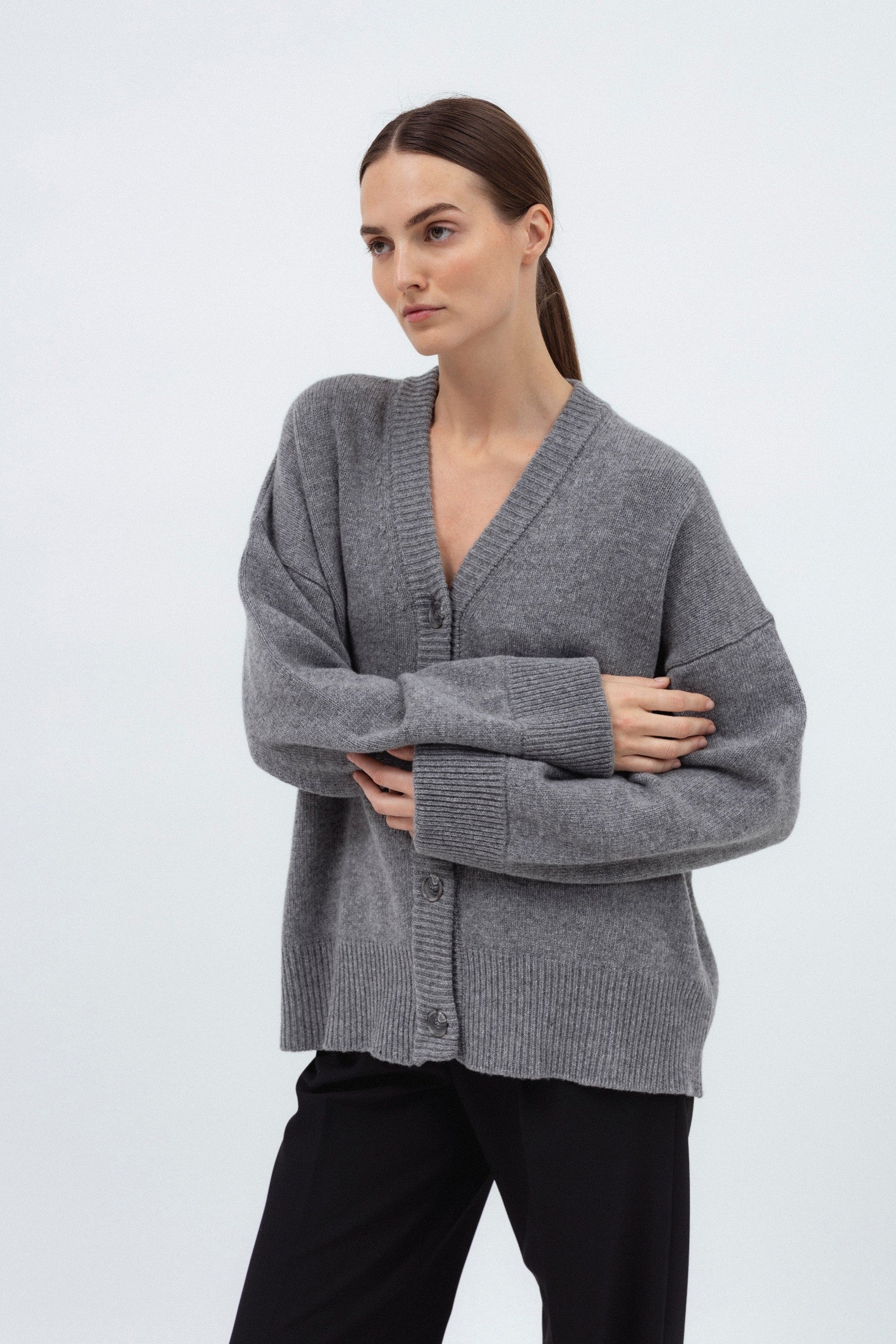 GREY MERINO WOOL CARDIGAN