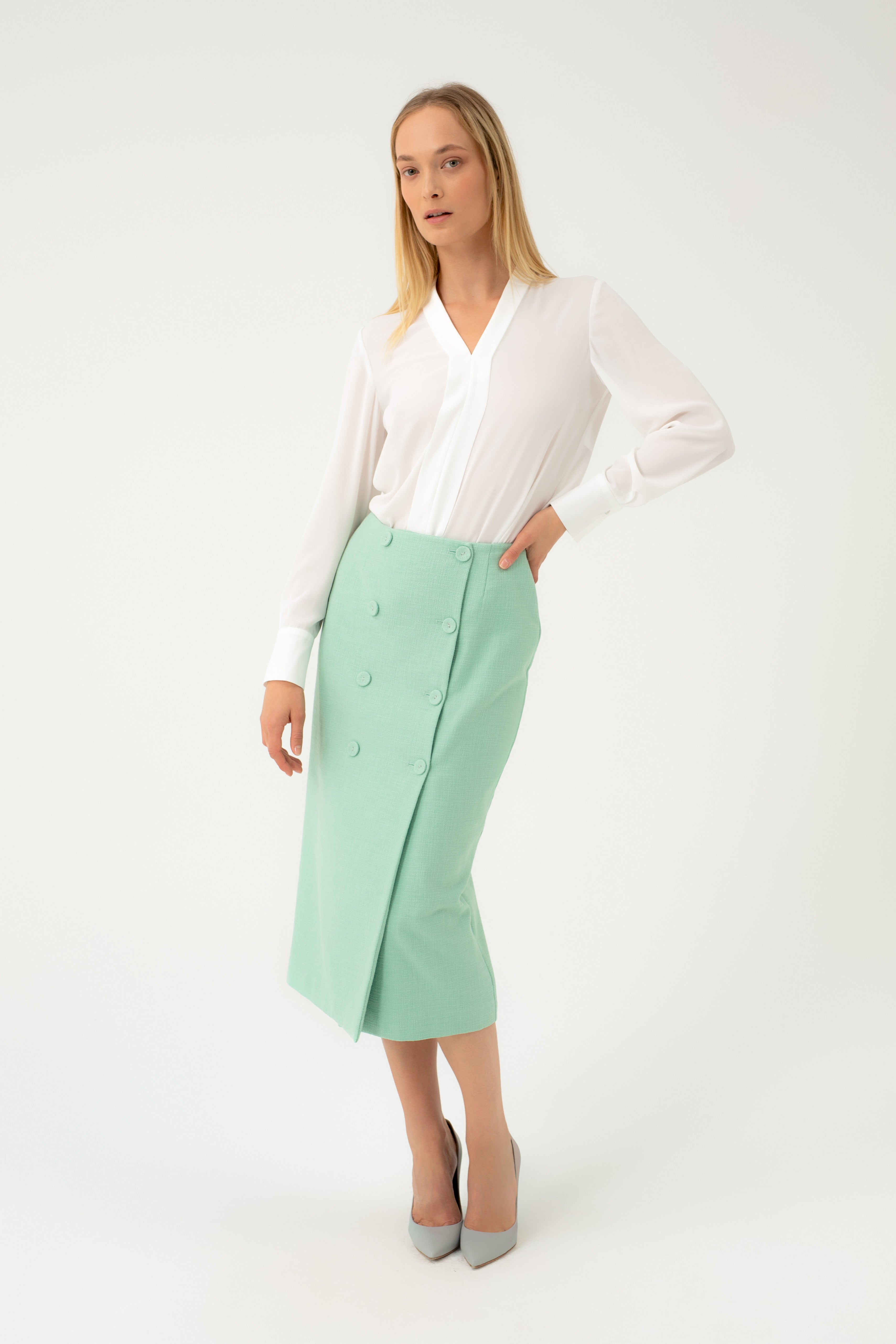 STRAIGHT SILHOUETTE MINT MIDI SKIRT